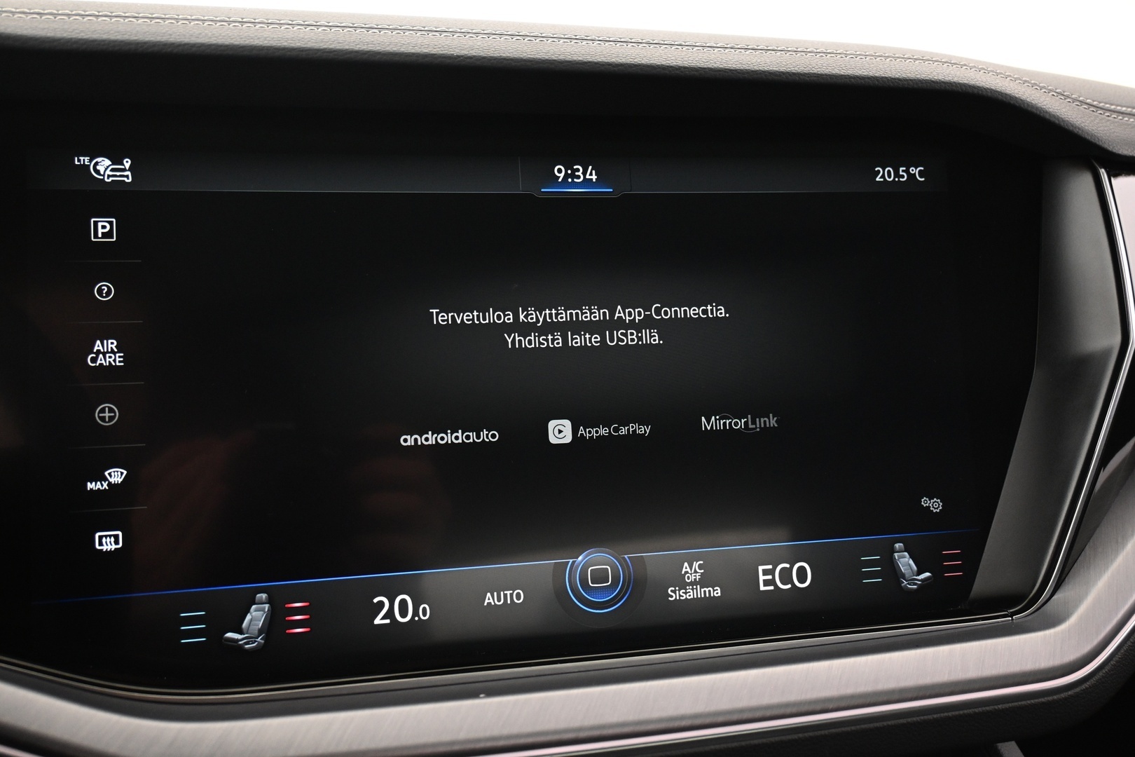 VOLKSWAGEN Touareg 2023