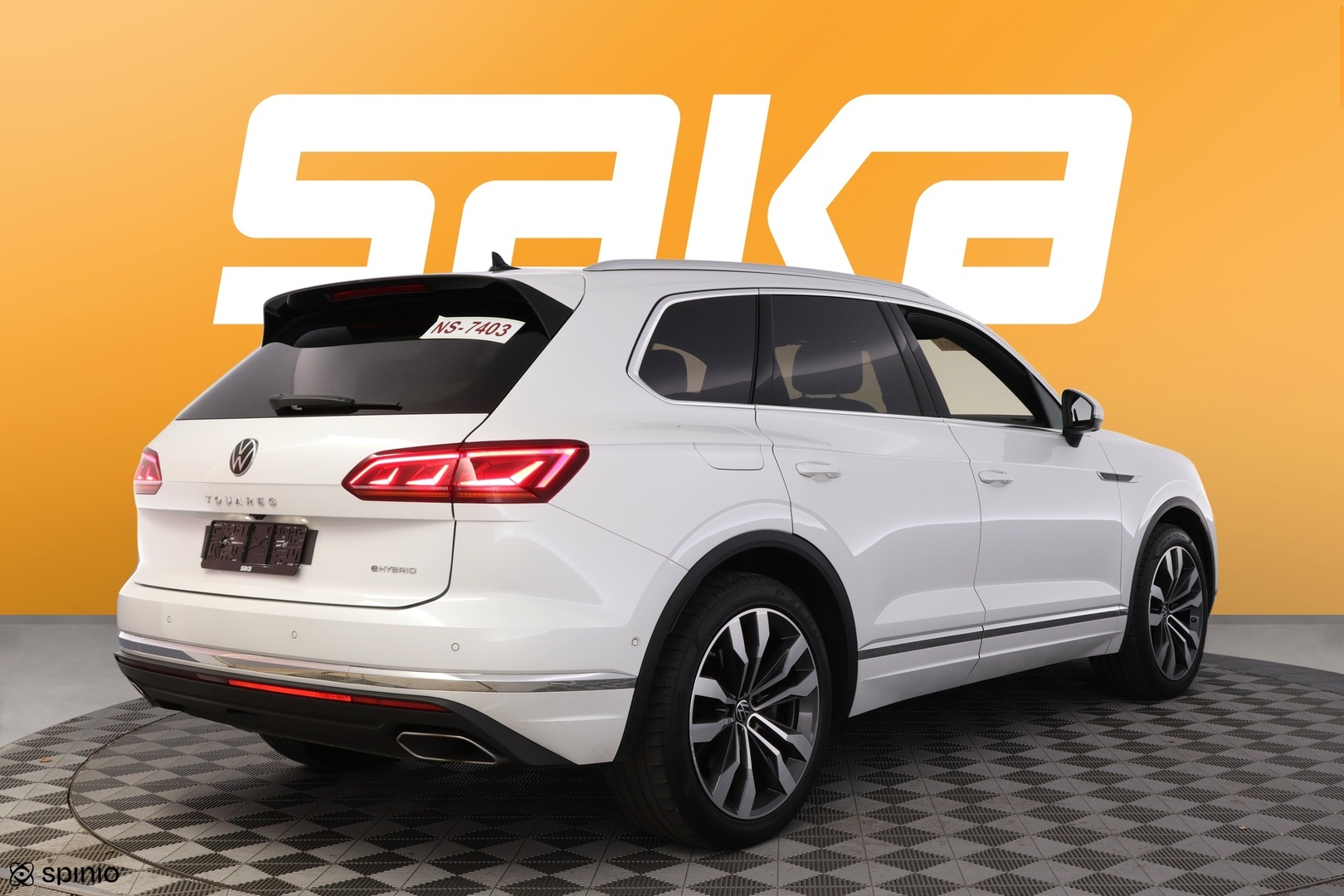 VOLKSWAGEN Touareg 2023