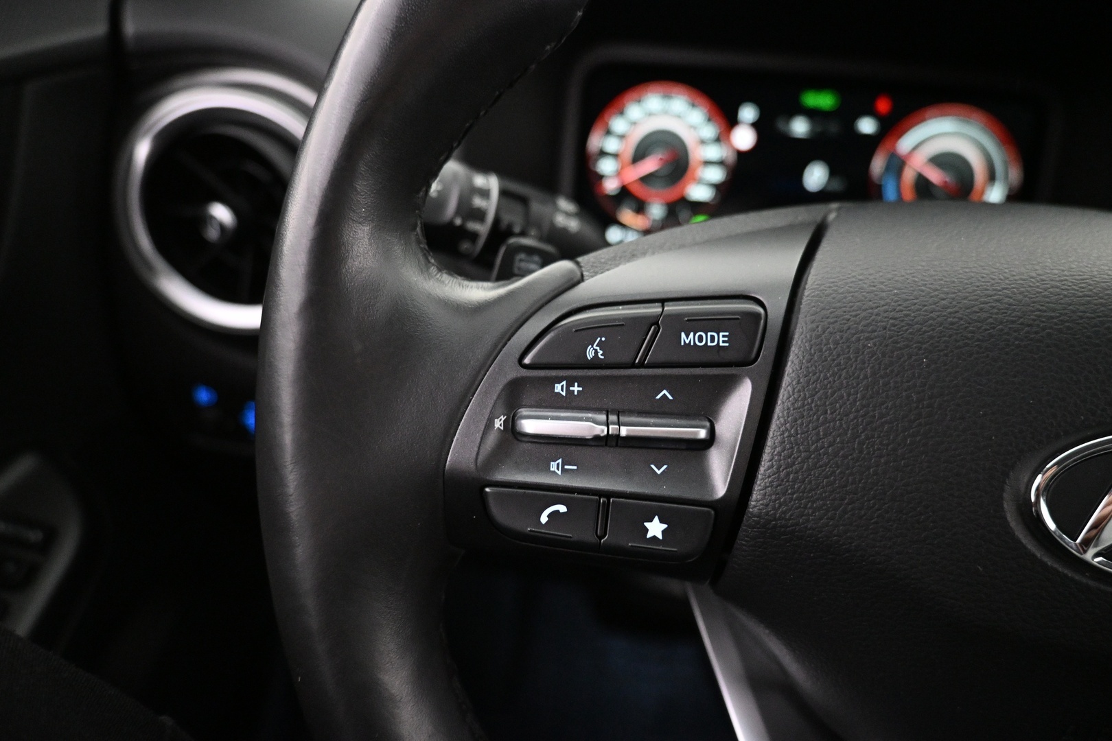 HYUNDAI KONA 2022