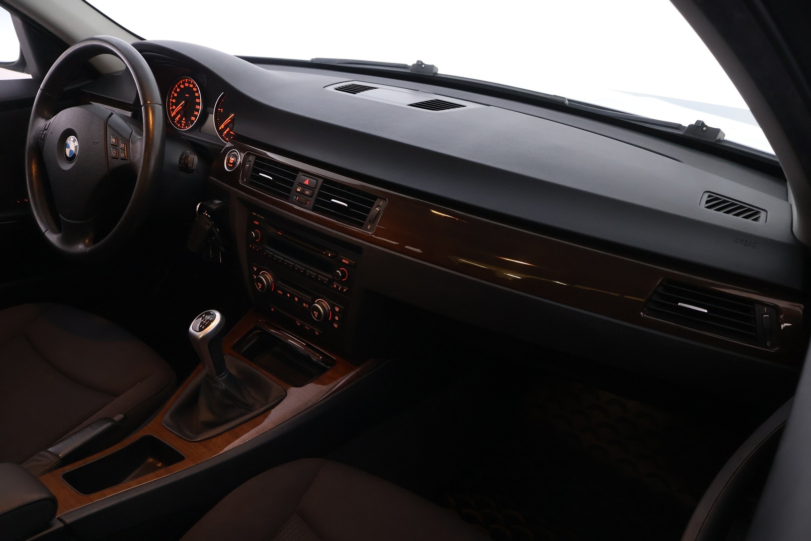 BMW 320 2009