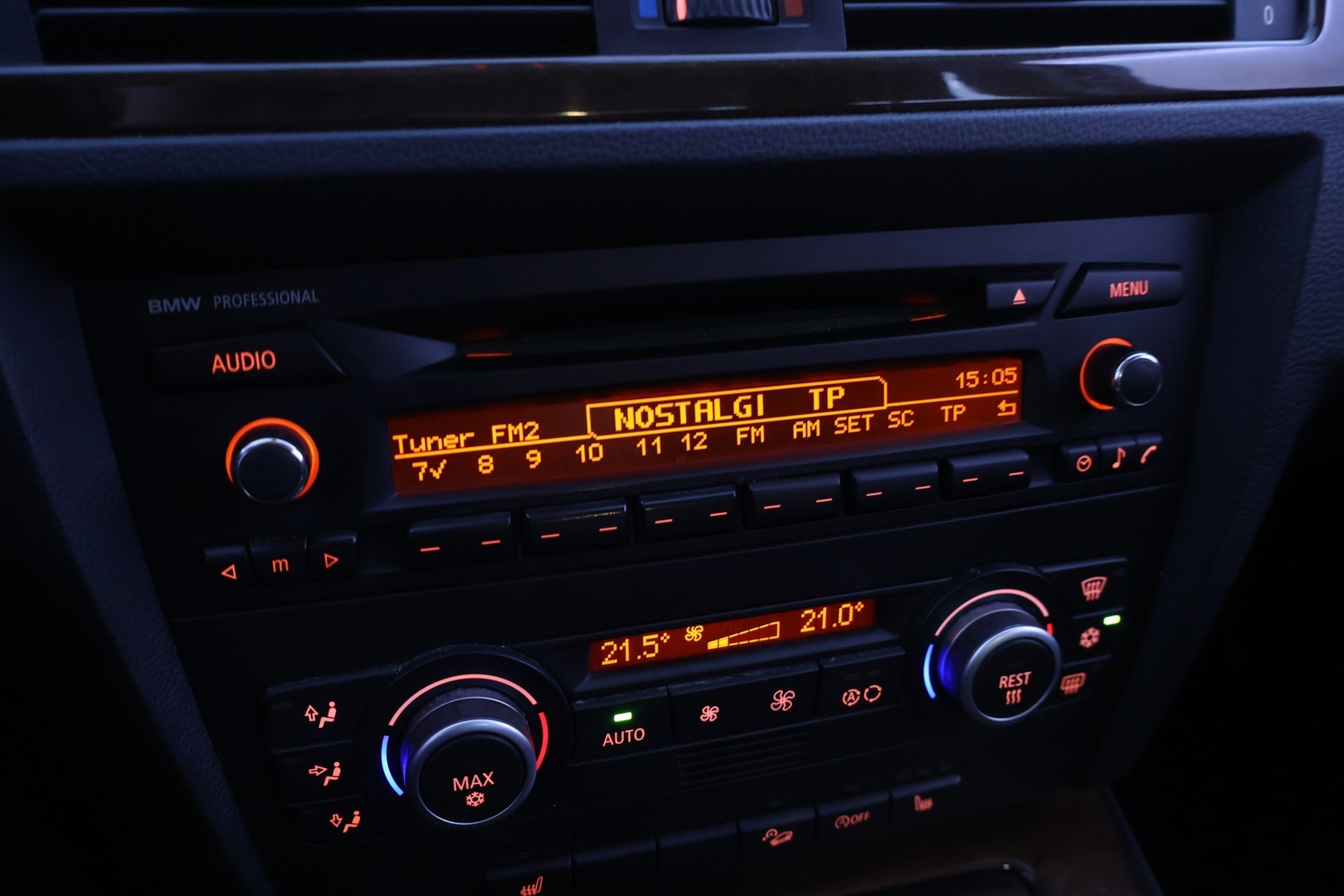BMW 320 2009