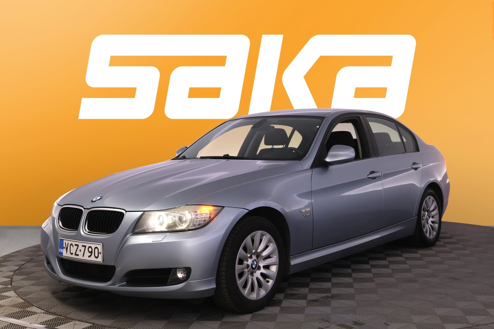 BMW 320 2009