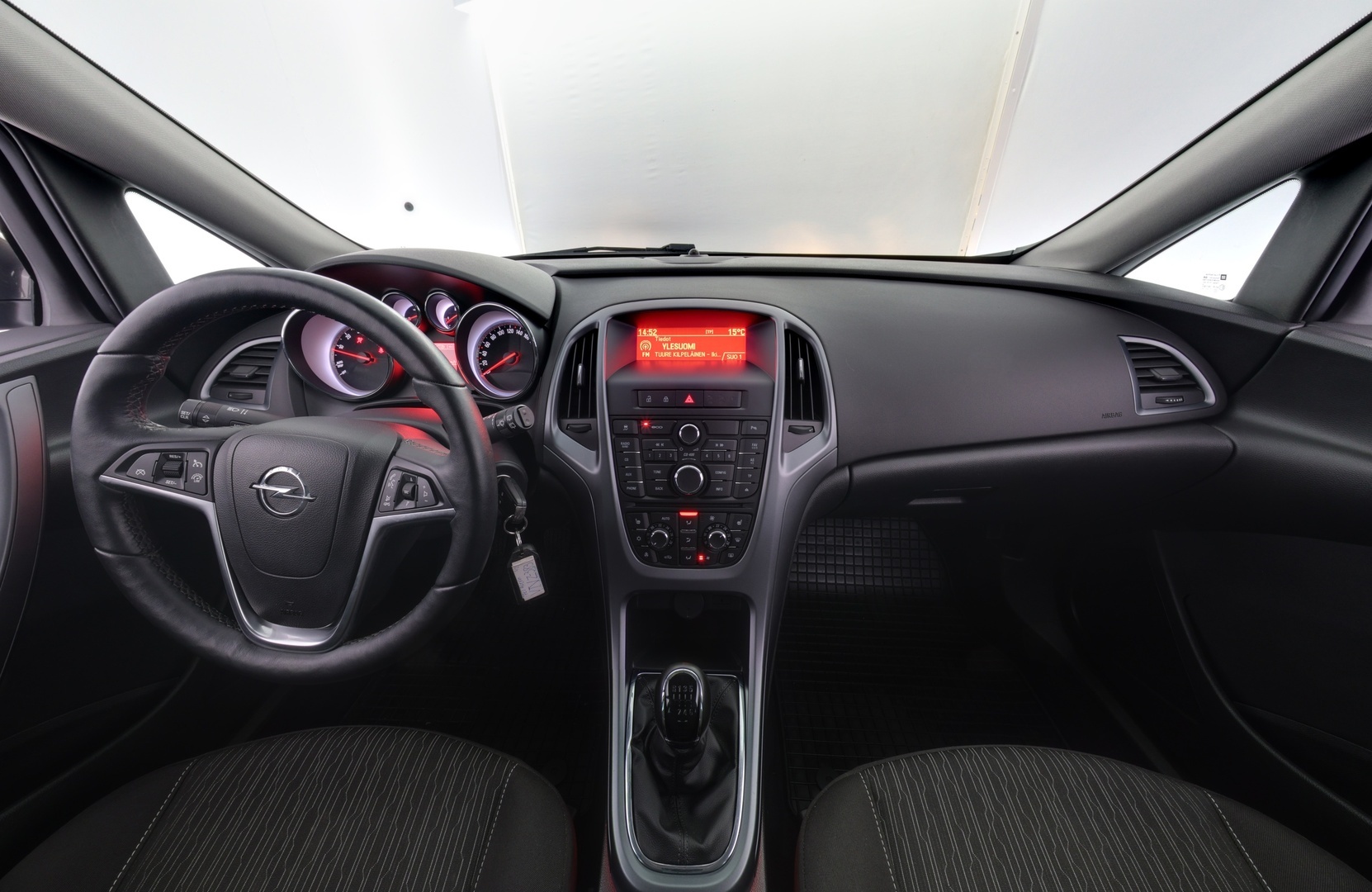 OPEL Astra 2013