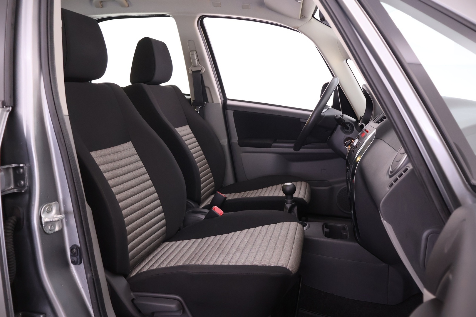 SUZUKI SX4 2011