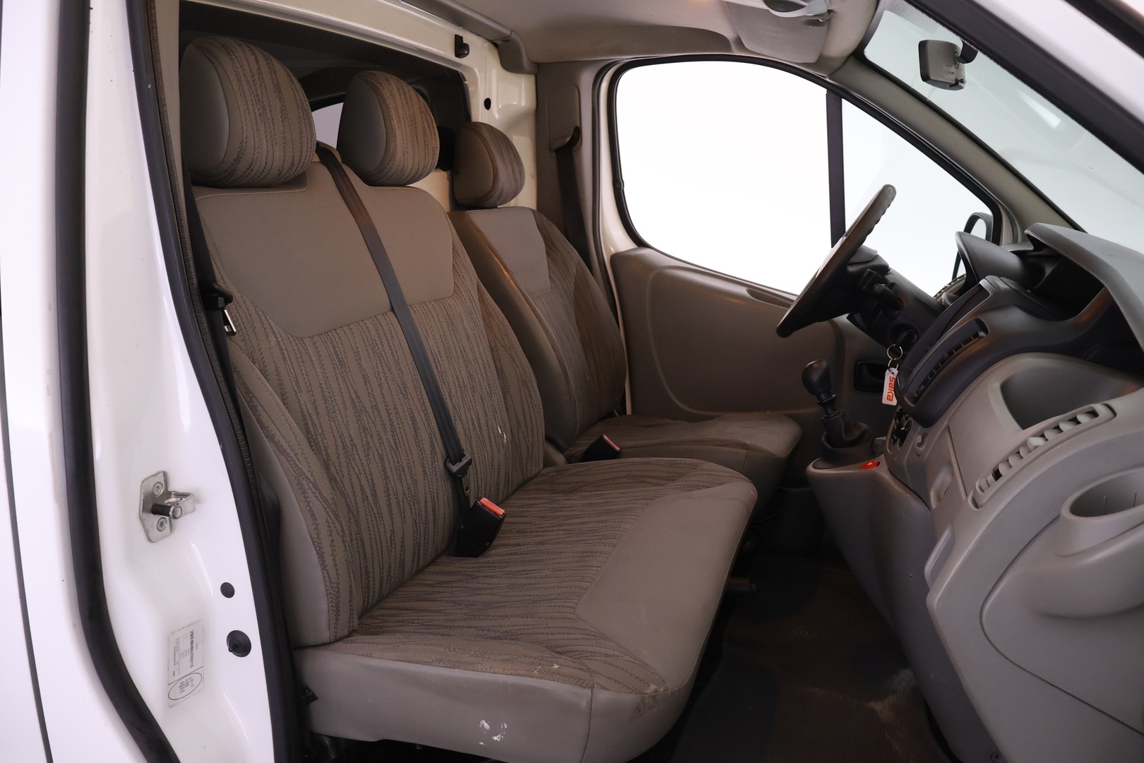 NISSAN Primastar 2011
