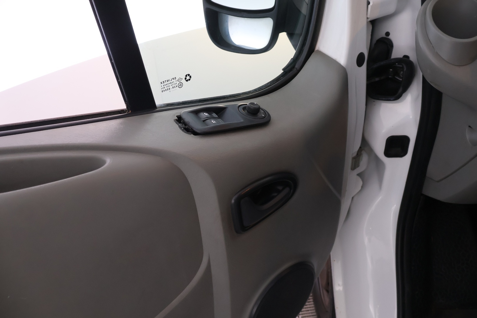 NISSAN Primastar 2011