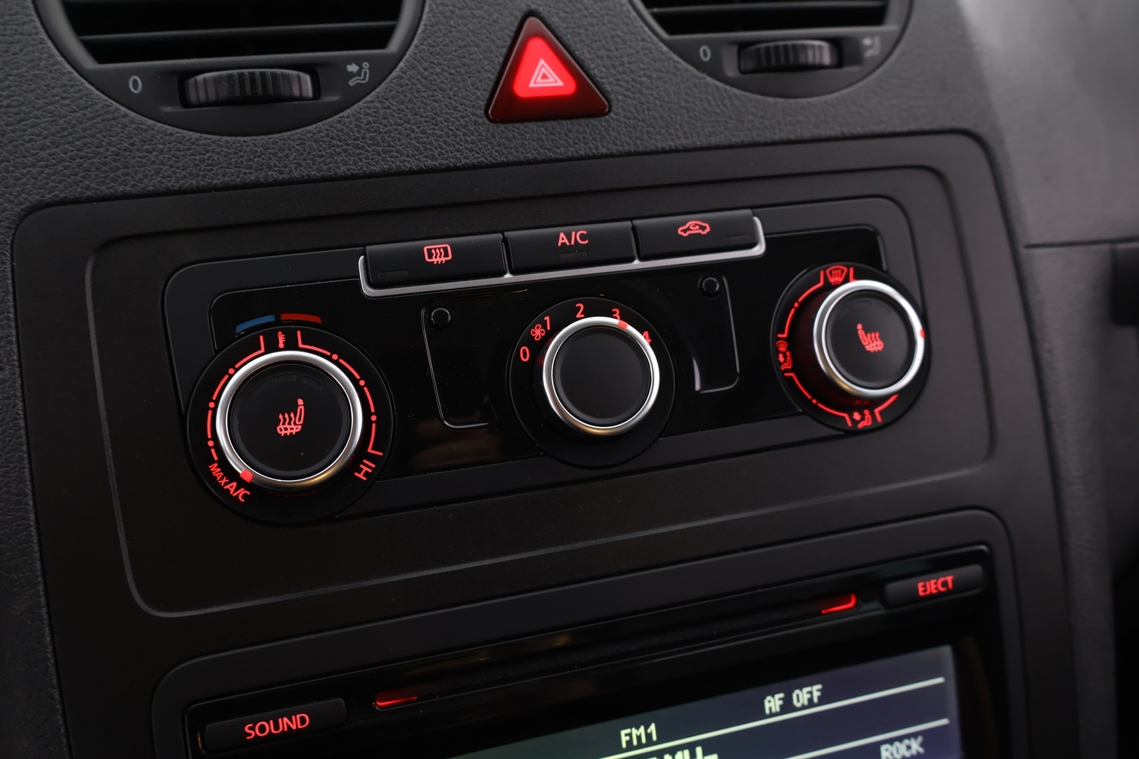 VOLKSWAGEN Caddy 2014