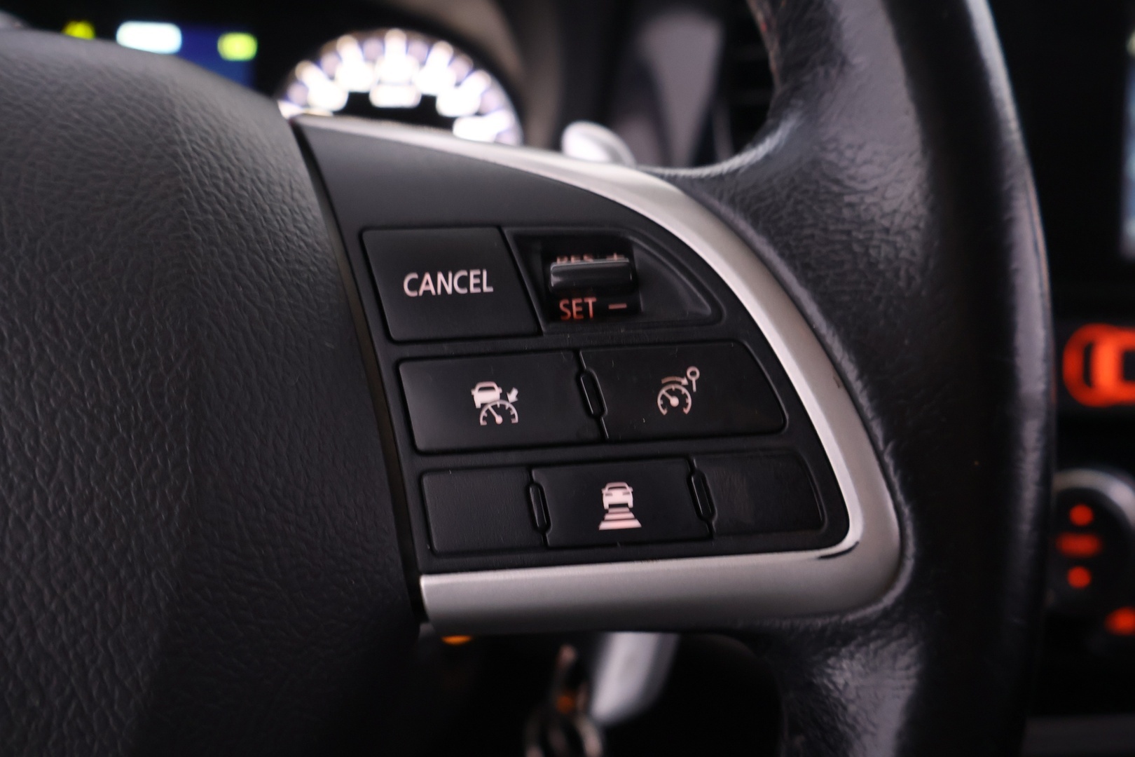 MITSUBISHI Outlander 2014