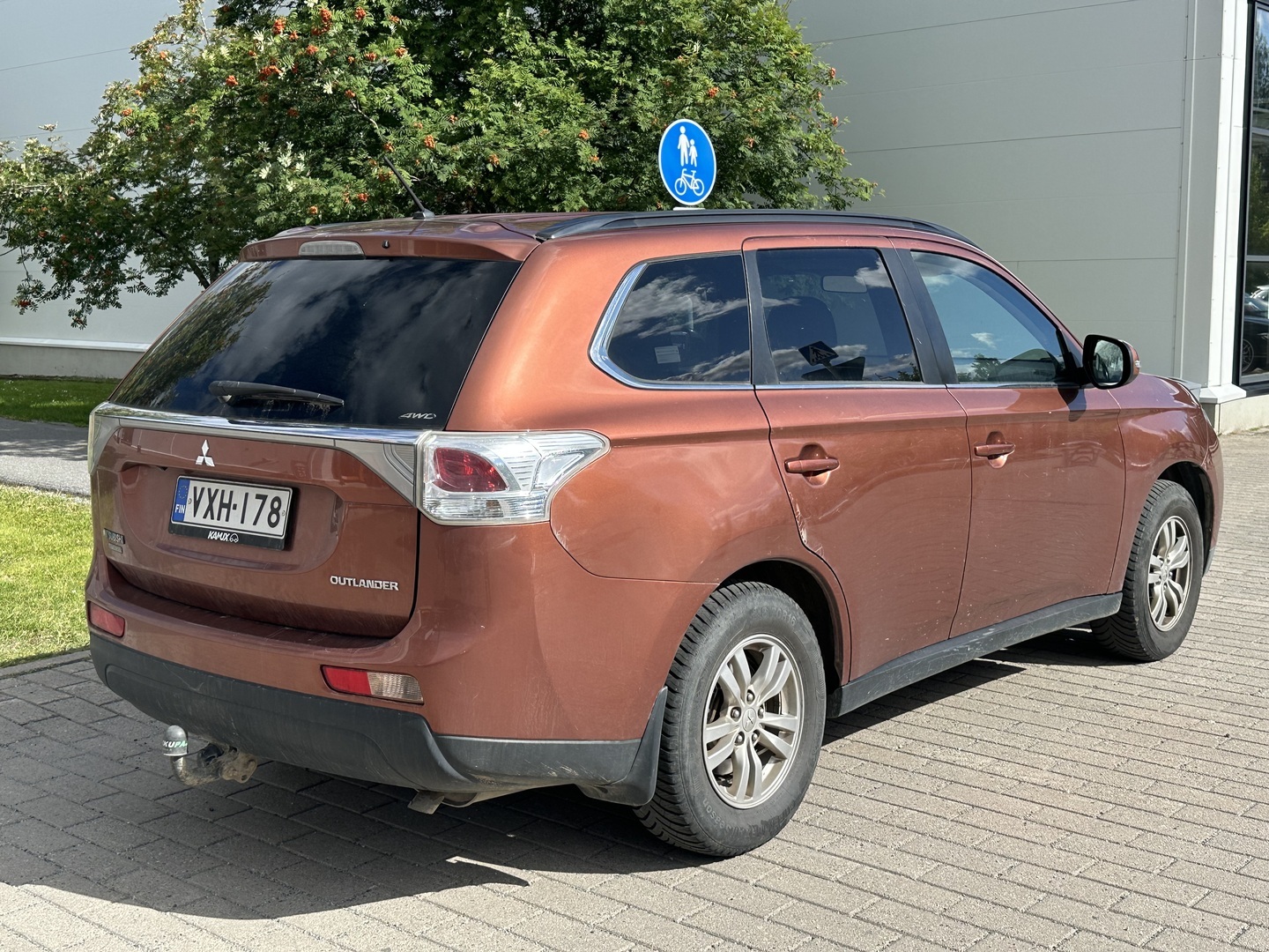MITSUBISHI Outlander 2014