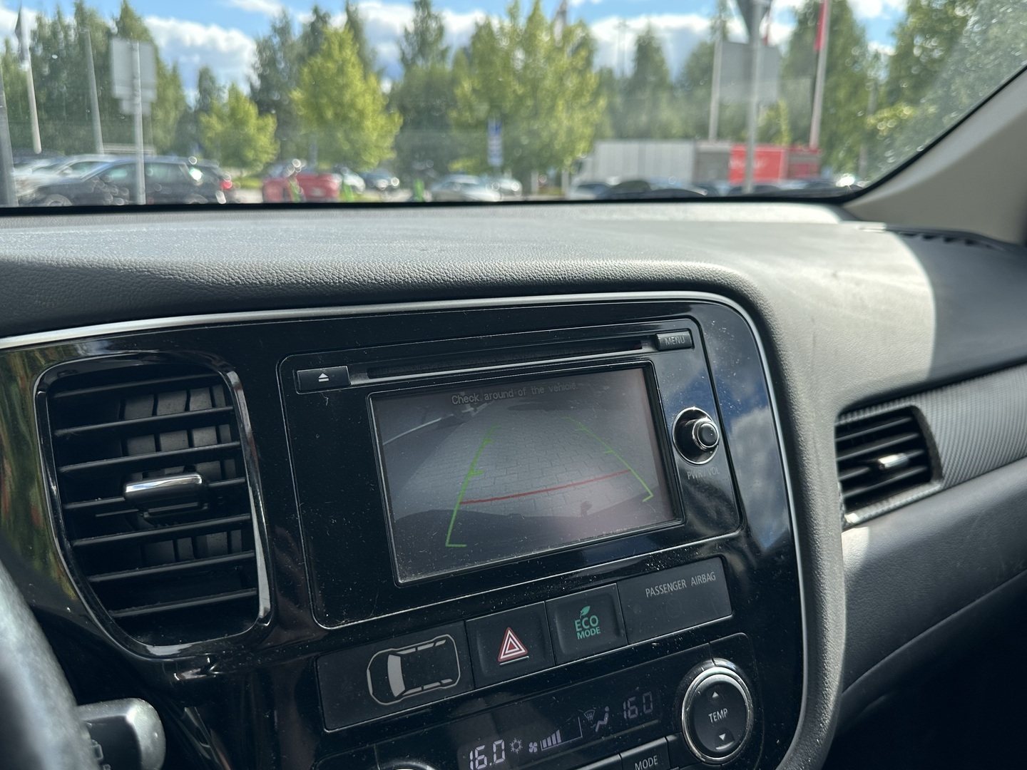 MITSUBISHI Outlander 2014