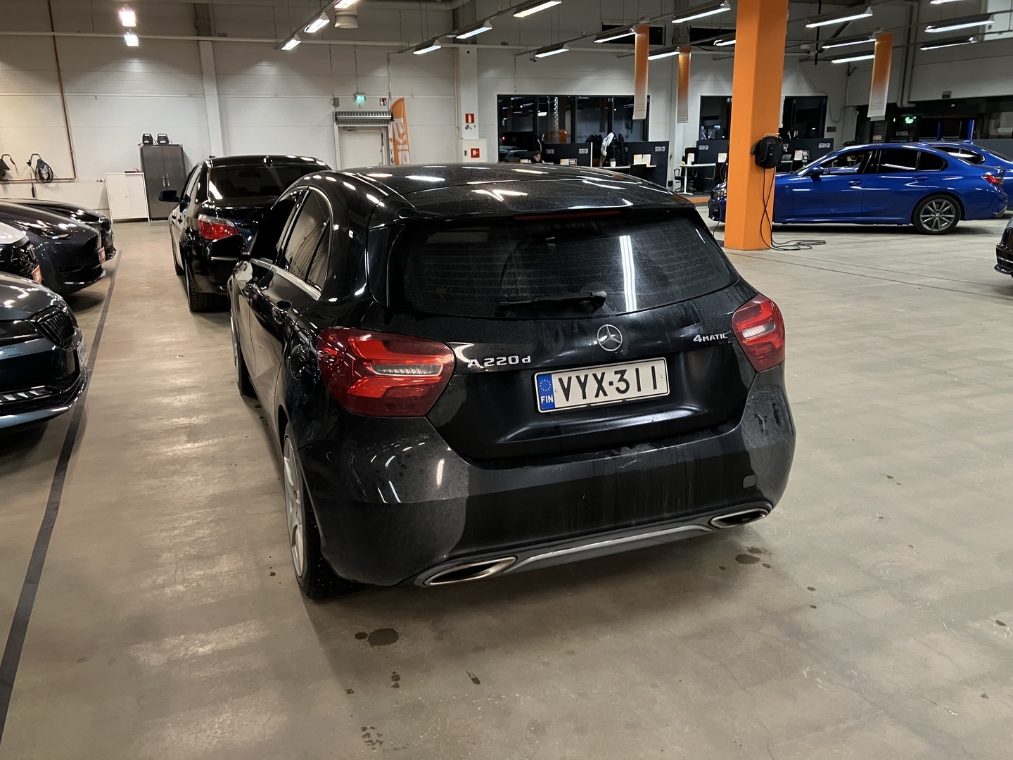 MERCEDES-BENZ A 2017