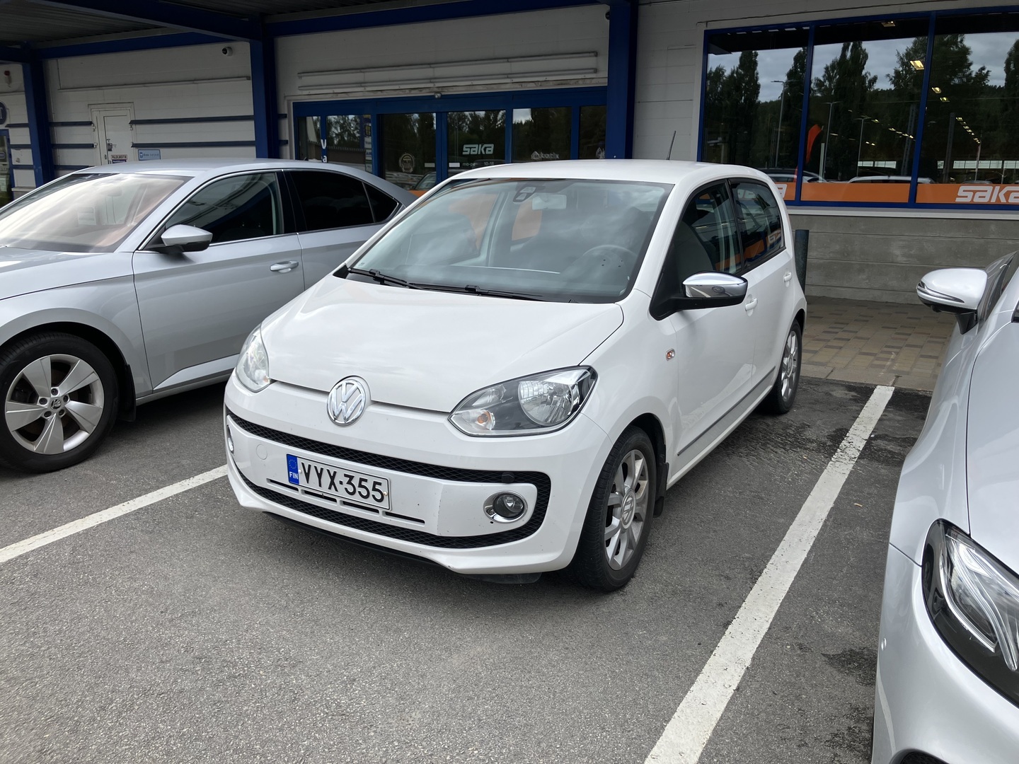 VOLKSWAGEN up! 2016