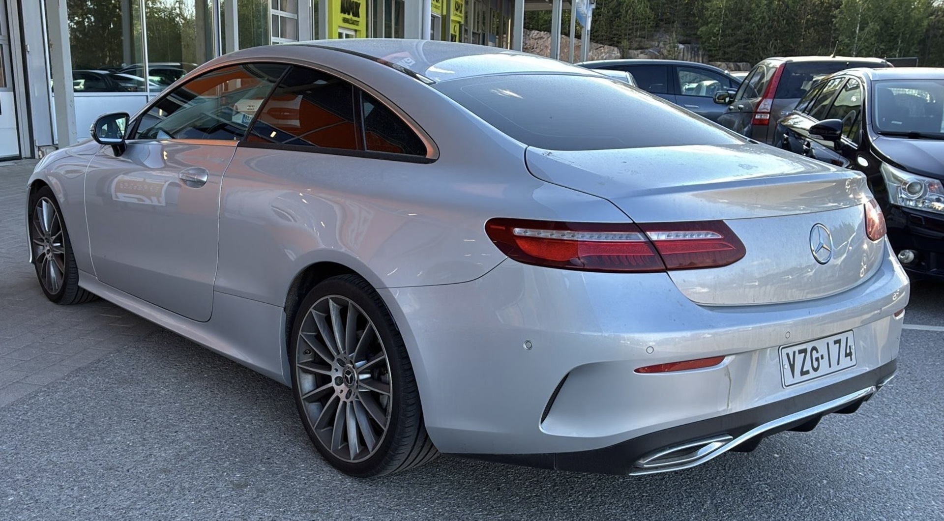 MERCEDES-BENZ E 2017