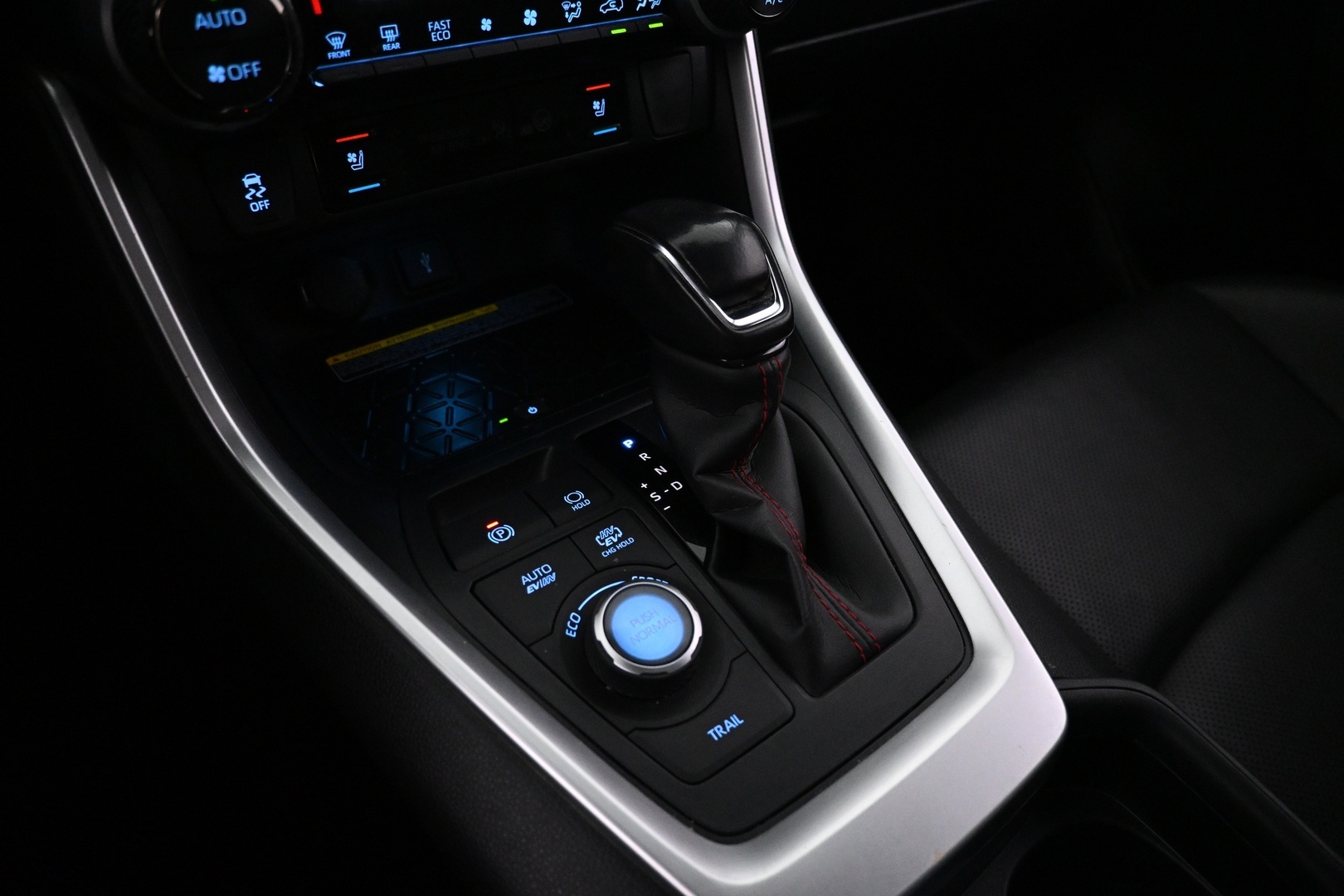 TOYOTA RAV4 Plug-in 2021