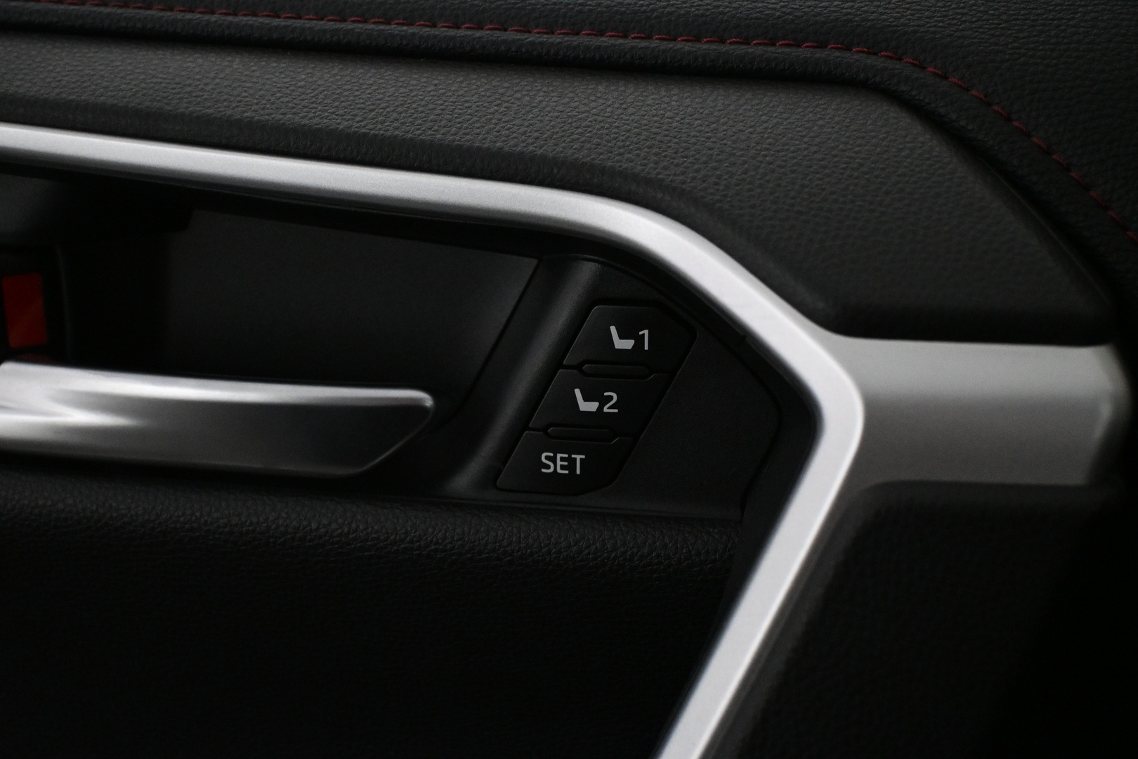TOYOTA RAV4 Plug-in 2021
