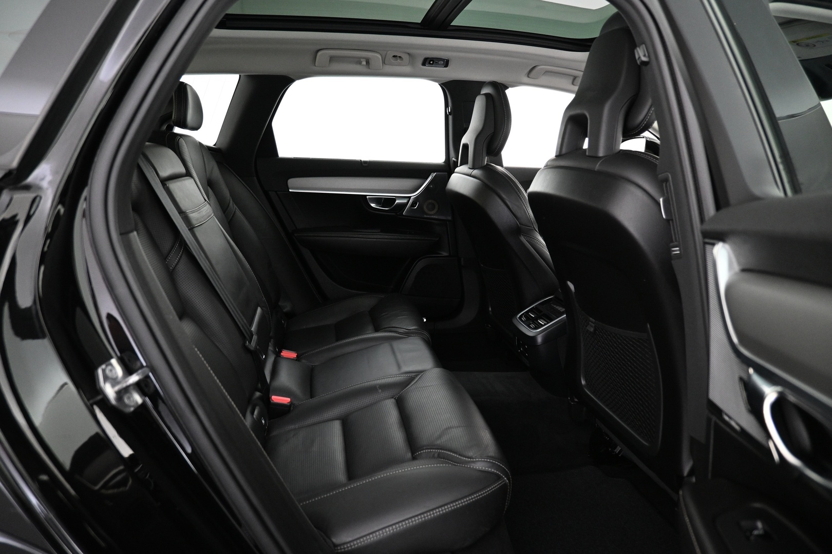 VOLVO V90 Cross Country 2017