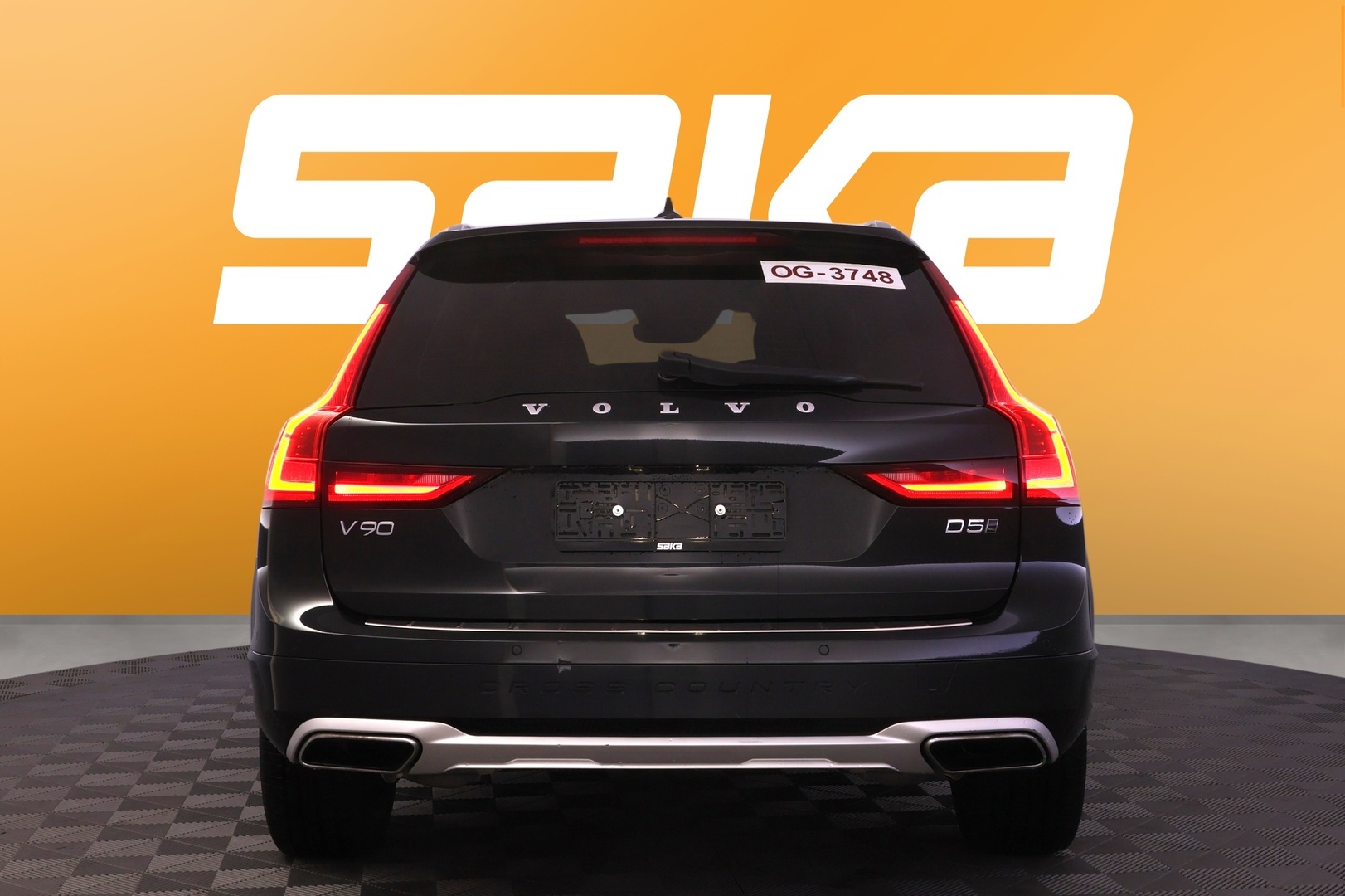 VOLVO V90 Cross Country 2017