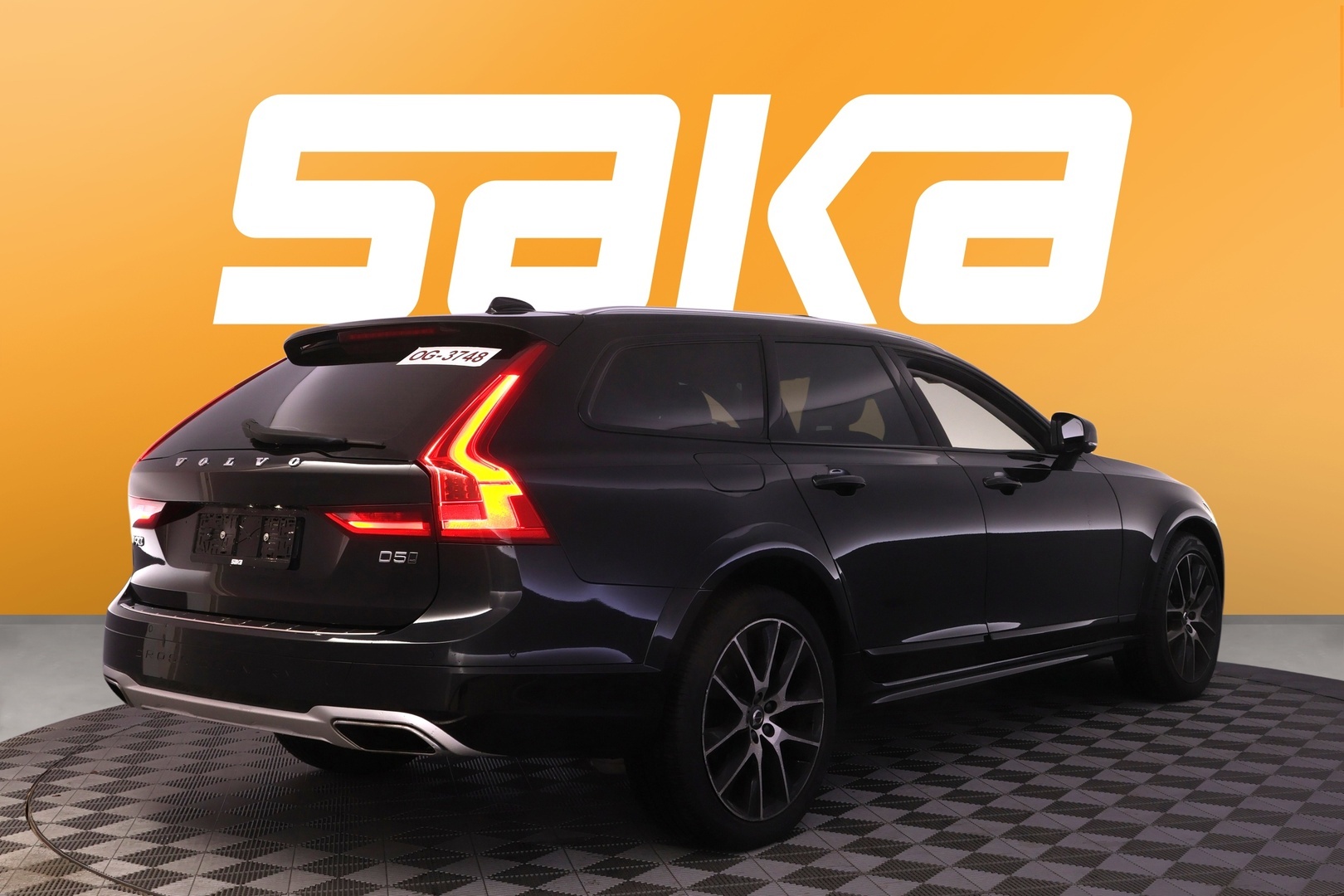 VOLVO V90 Cross Country 2017