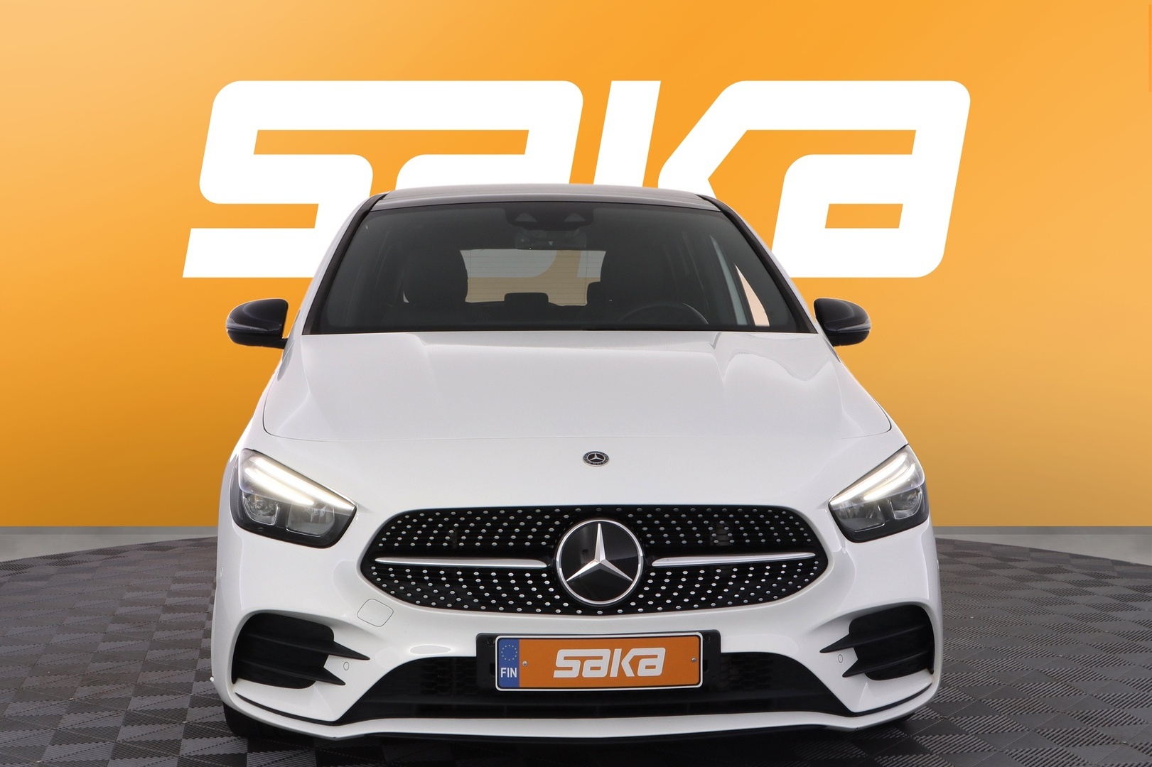MERCEDES-BENZ B 2019