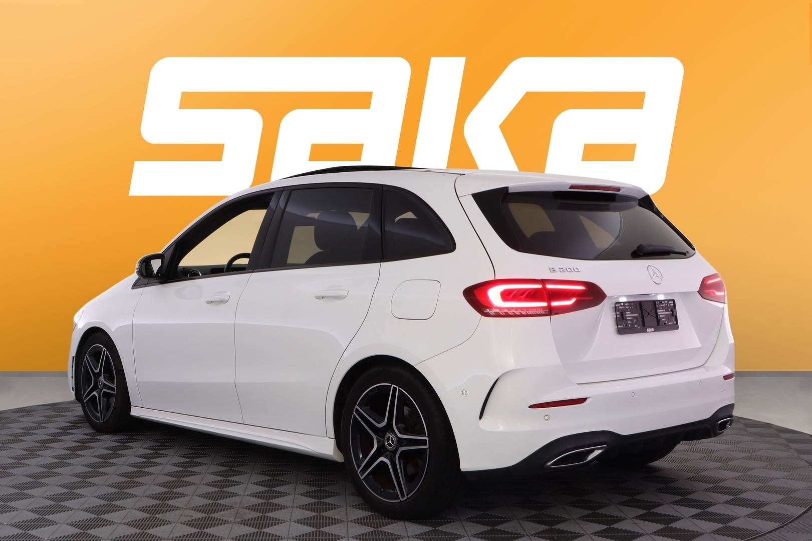 MERCEDES-BENZ B 2019