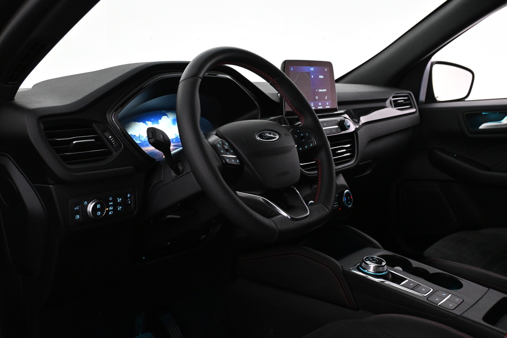 FORD Kuga 2023