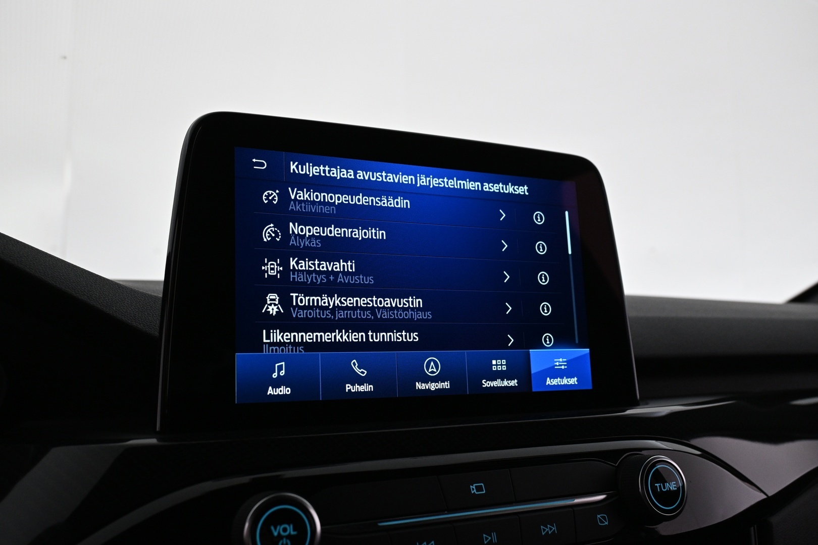 FORD Kuga 2023