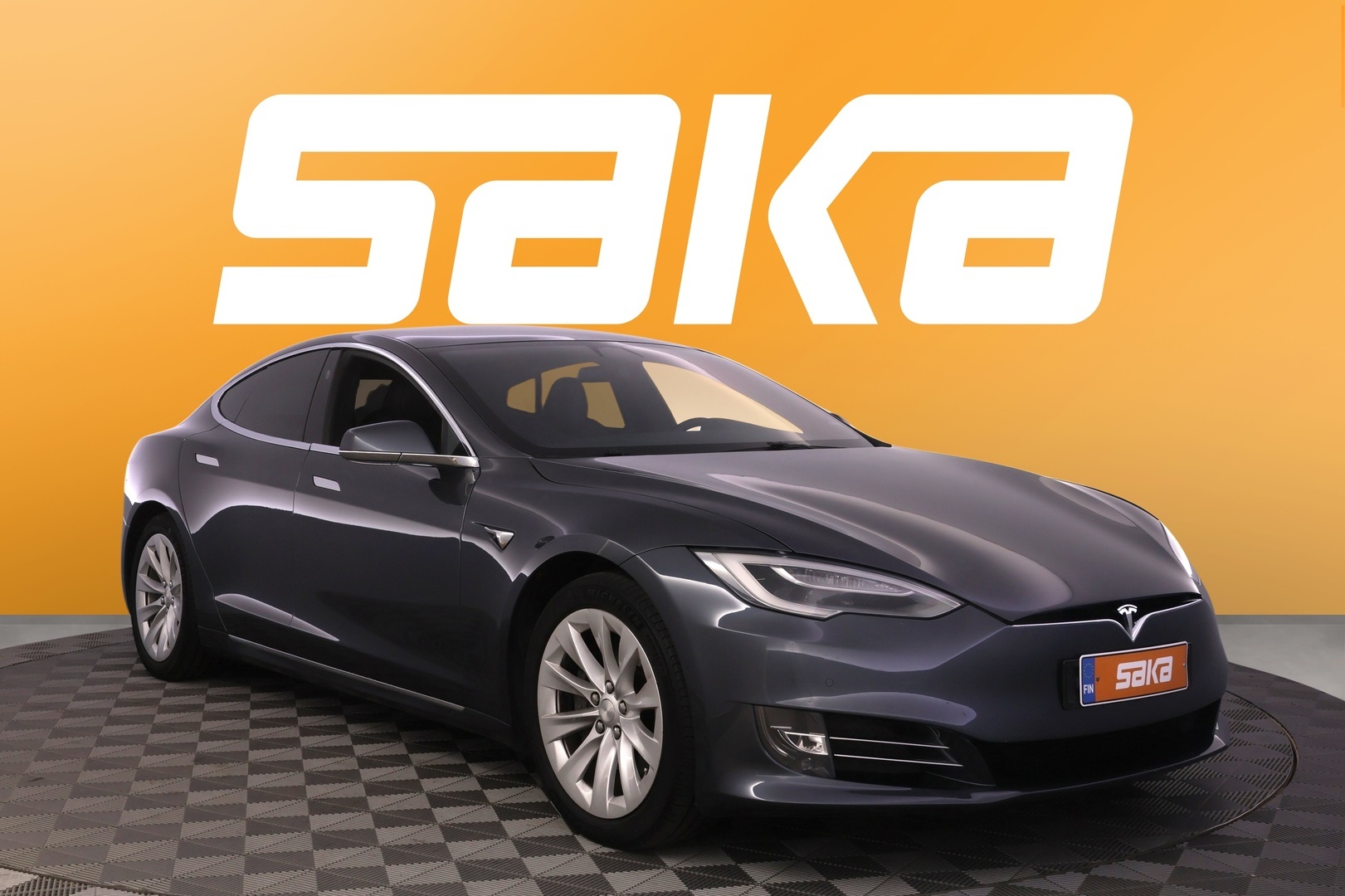 TESLA Model S 2020