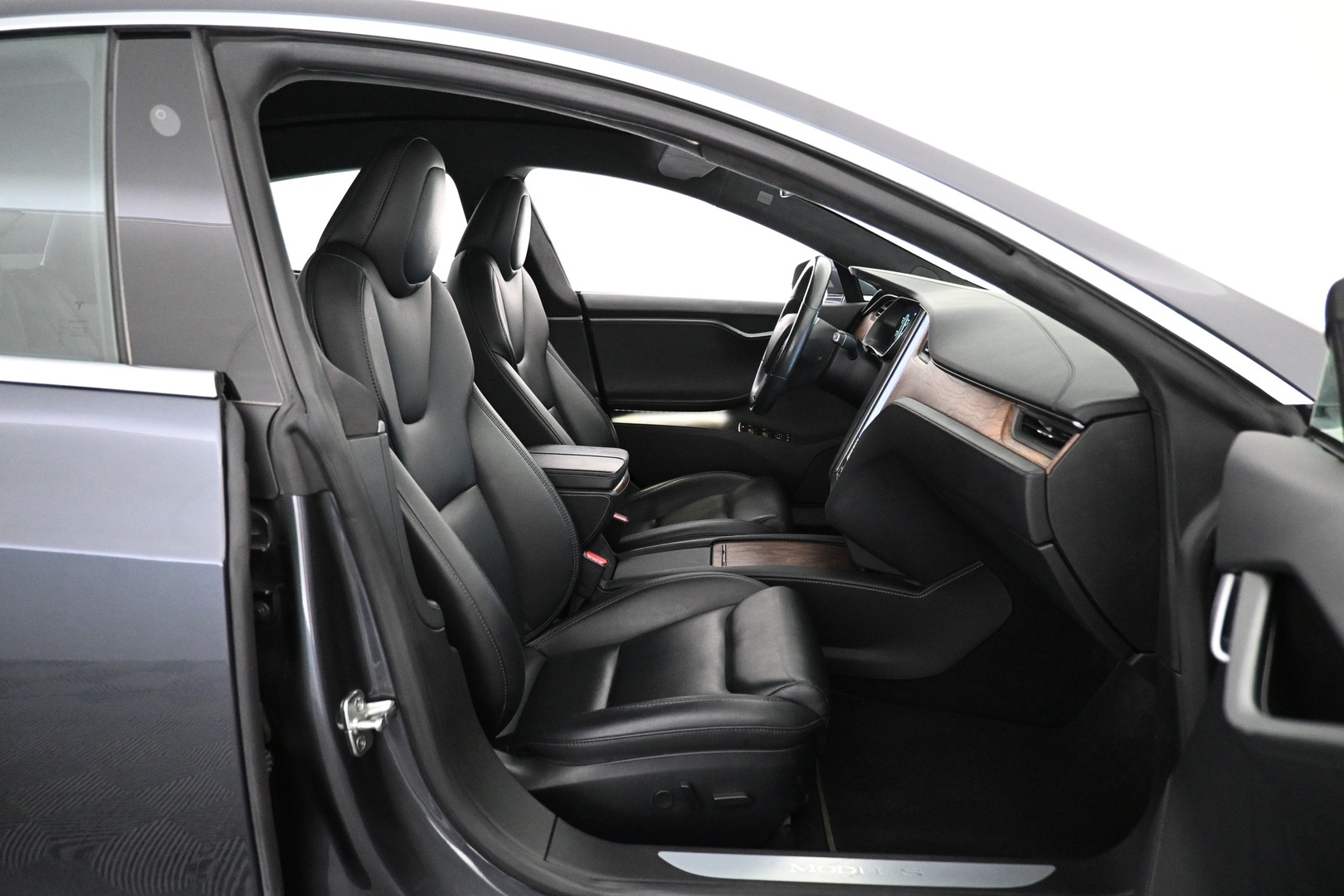 TESLA Model S 2020
