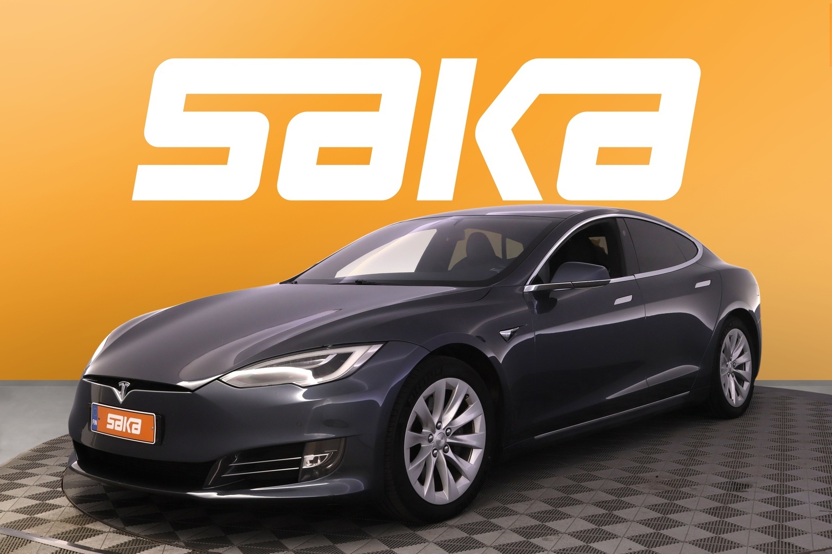 TESLA Model S 2020