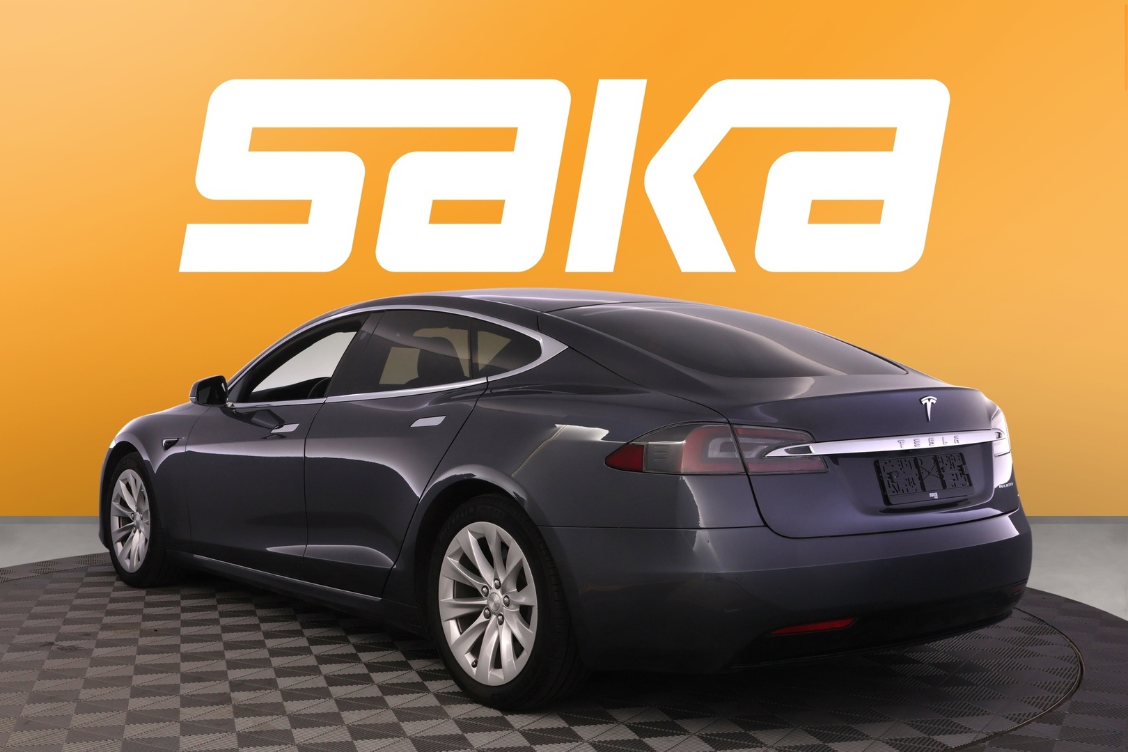 TESLA Model S 2020