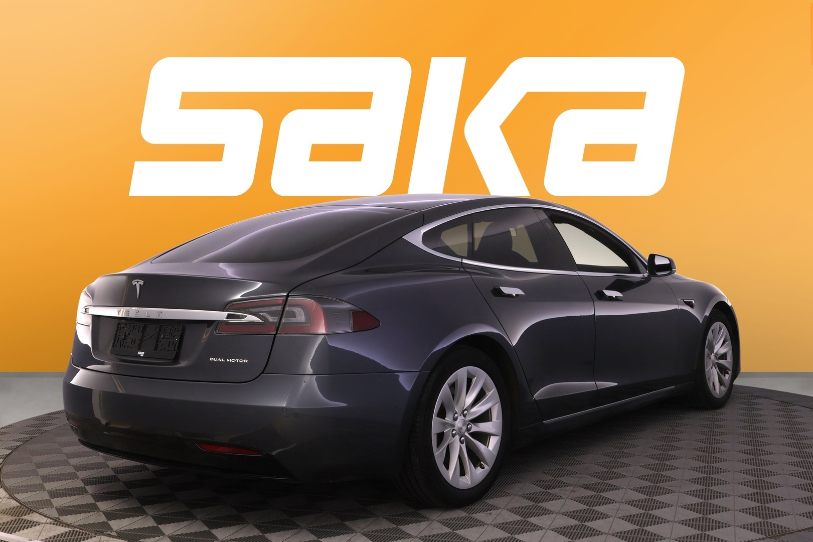 TESLA Model S 2020