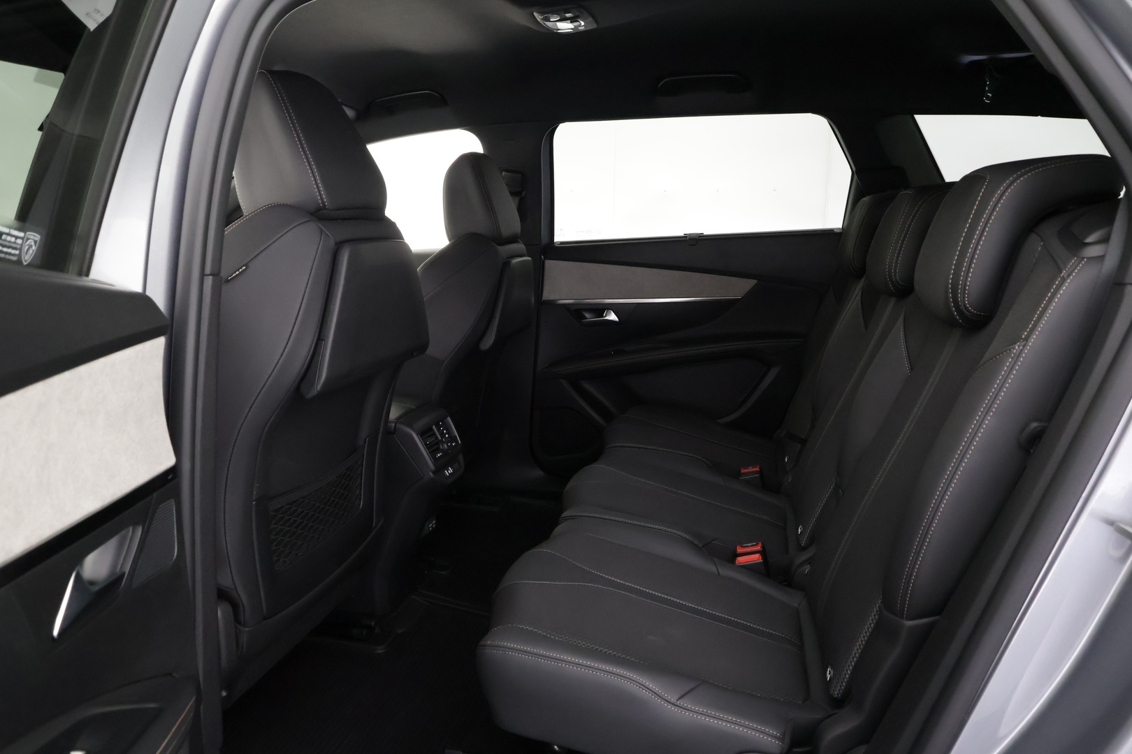 PEUGEOT 5008 2024
