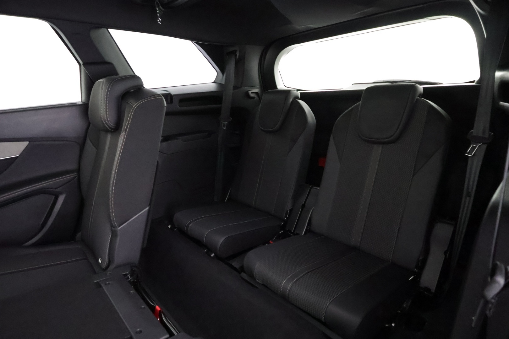 PEUGEOT 5008 2024