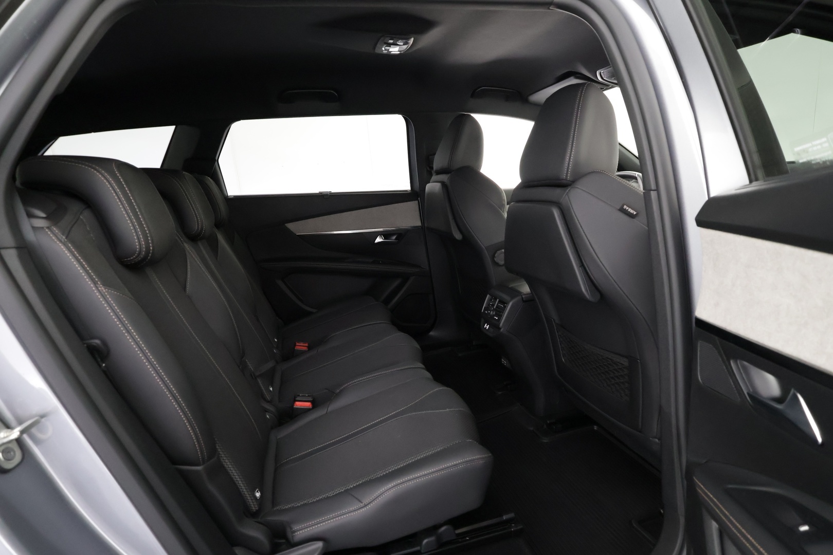 PEUGEOT 5008 2024