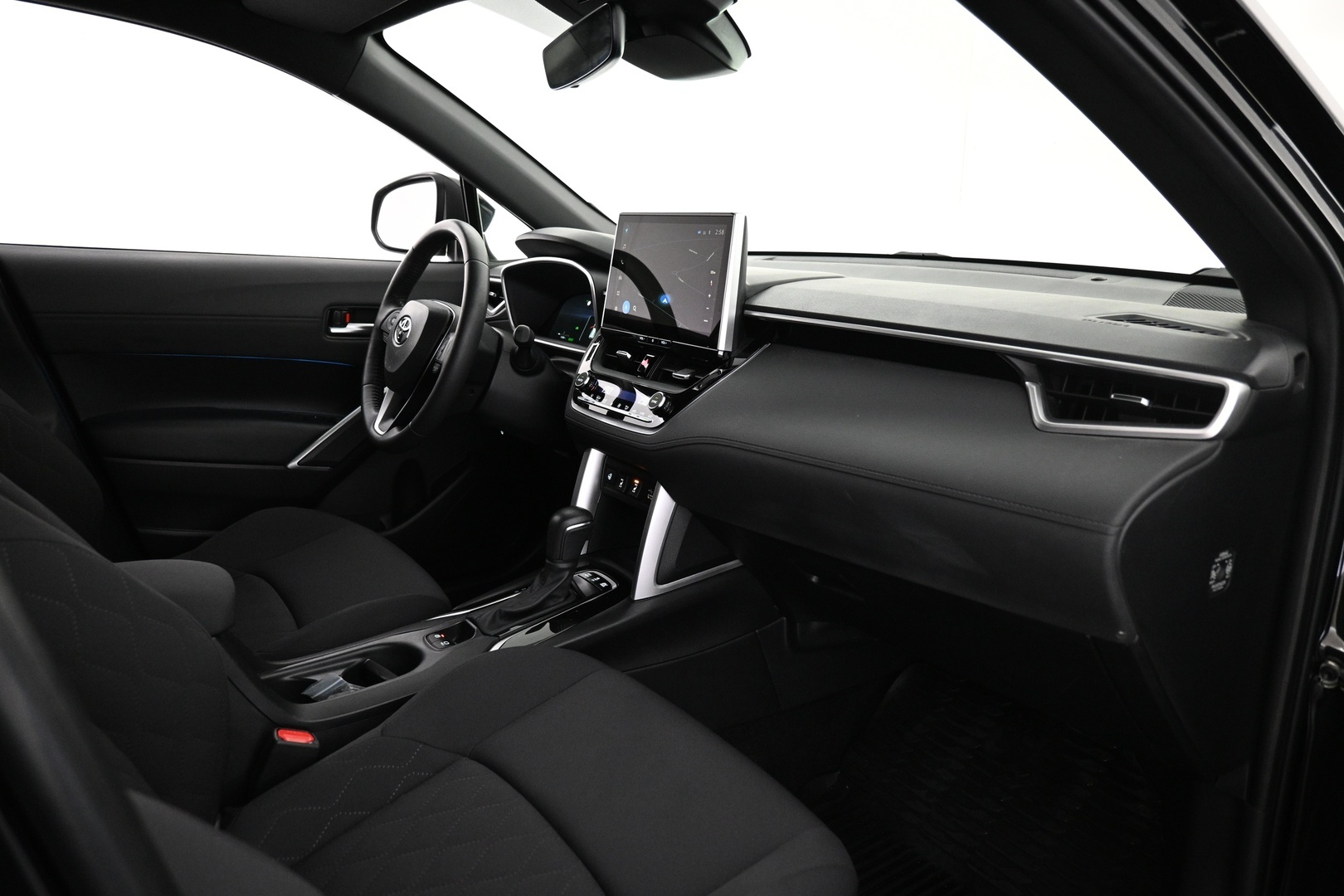 TOYOTA Corolla Cross 2024