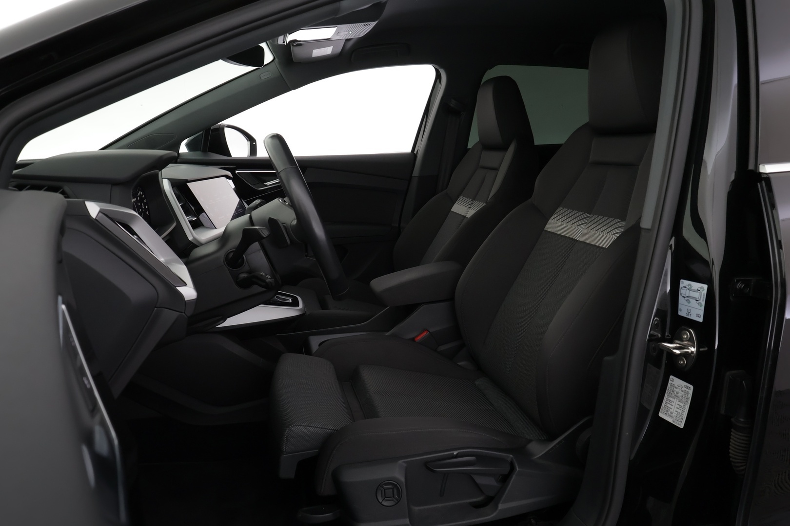 AUDI Q4 e-tron 2023