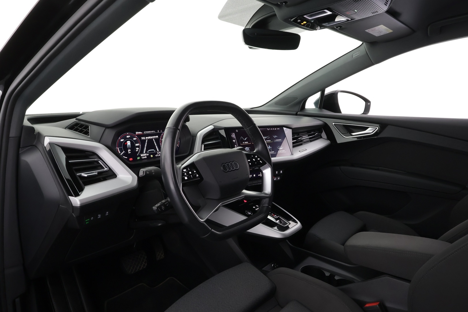 AUDI Q4 e-tron 2023