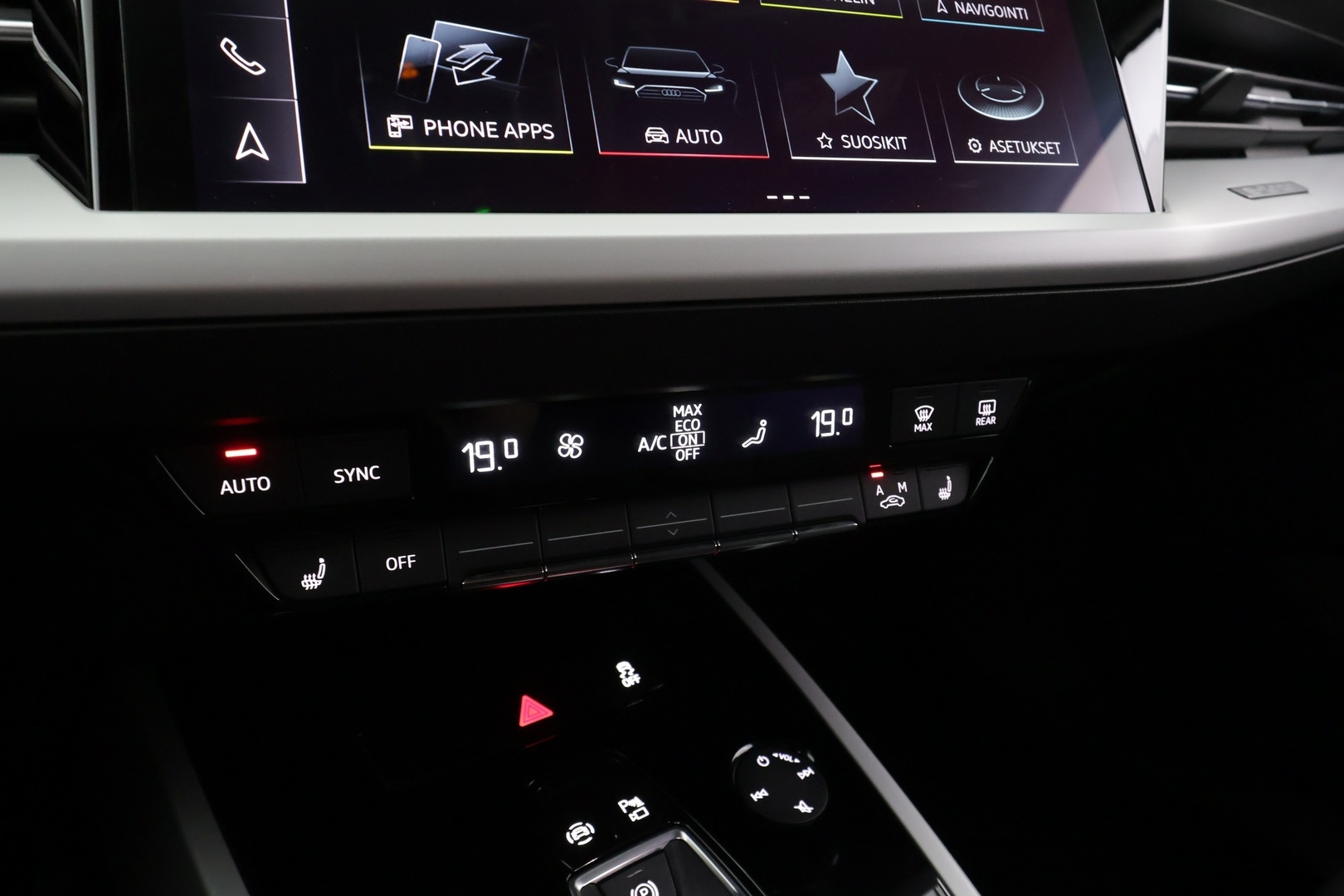 AUDI Q4 e-tron 2023