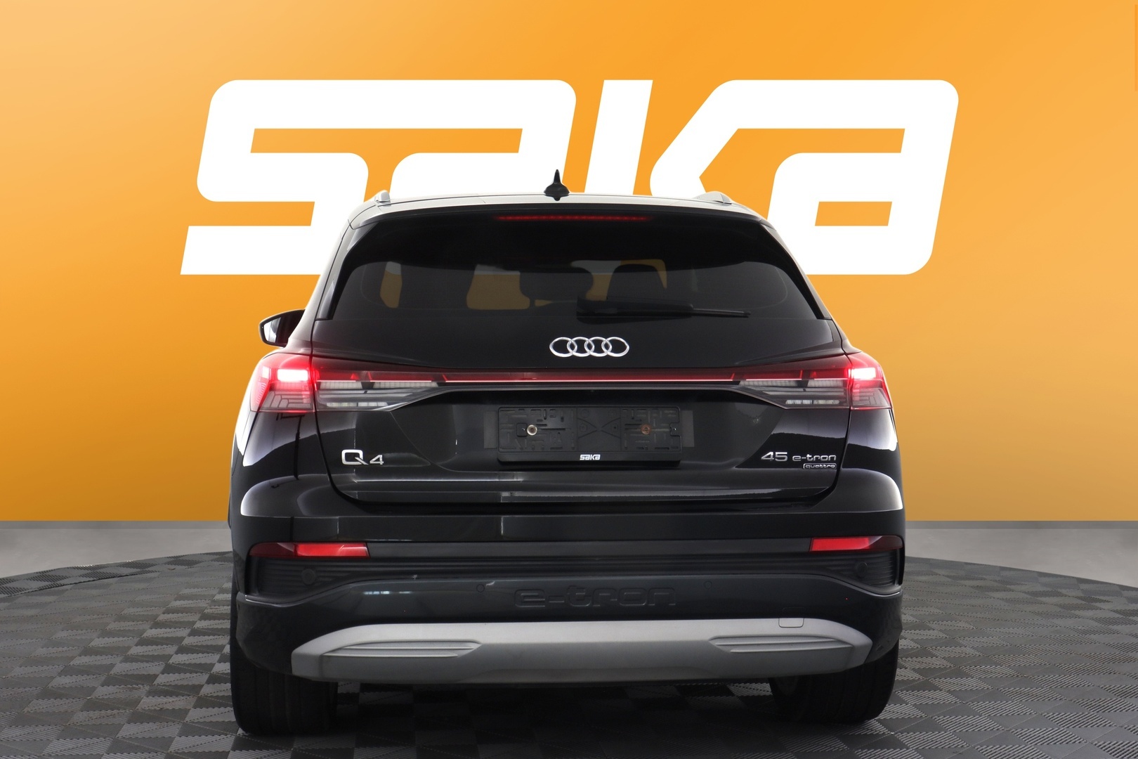 AUDI Q4 e-tron 2023