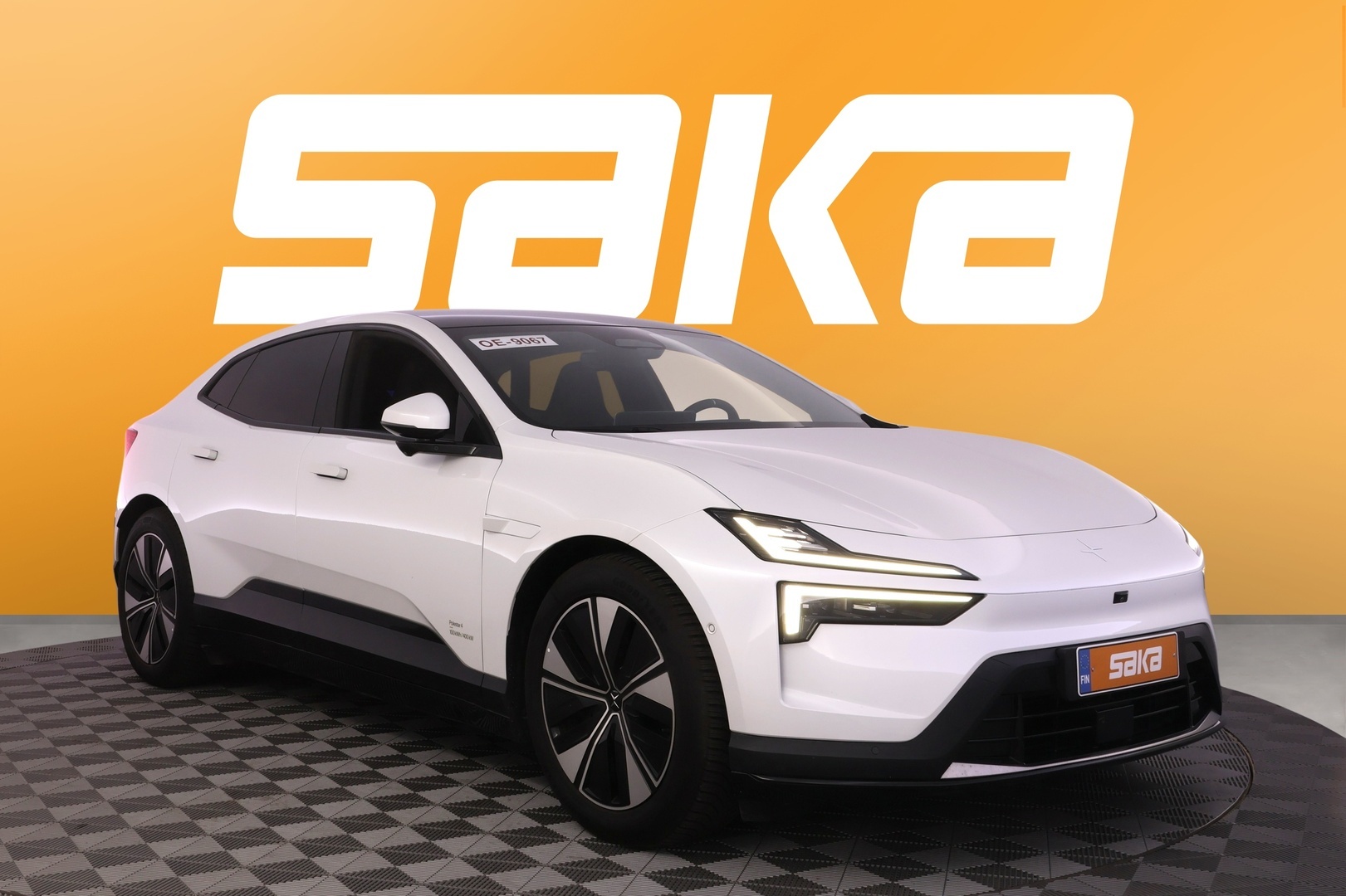 POLESTAR 4 2026