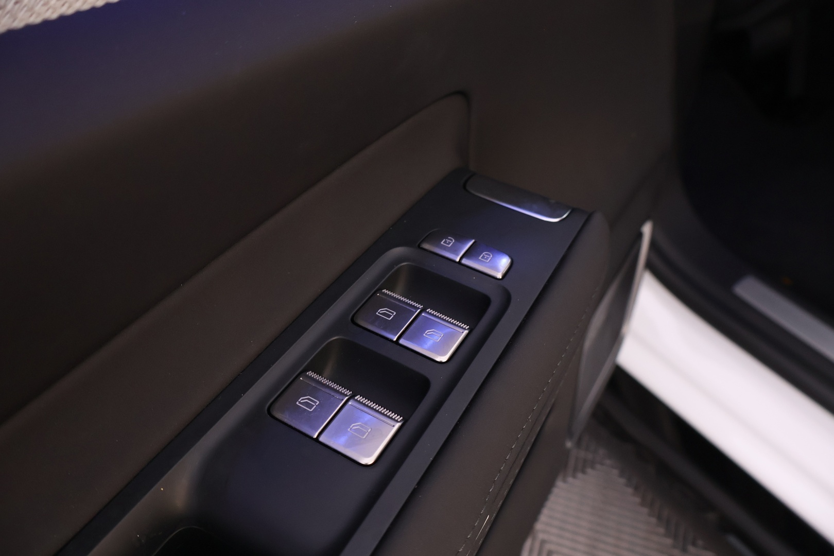 POLESTAR 4 2026