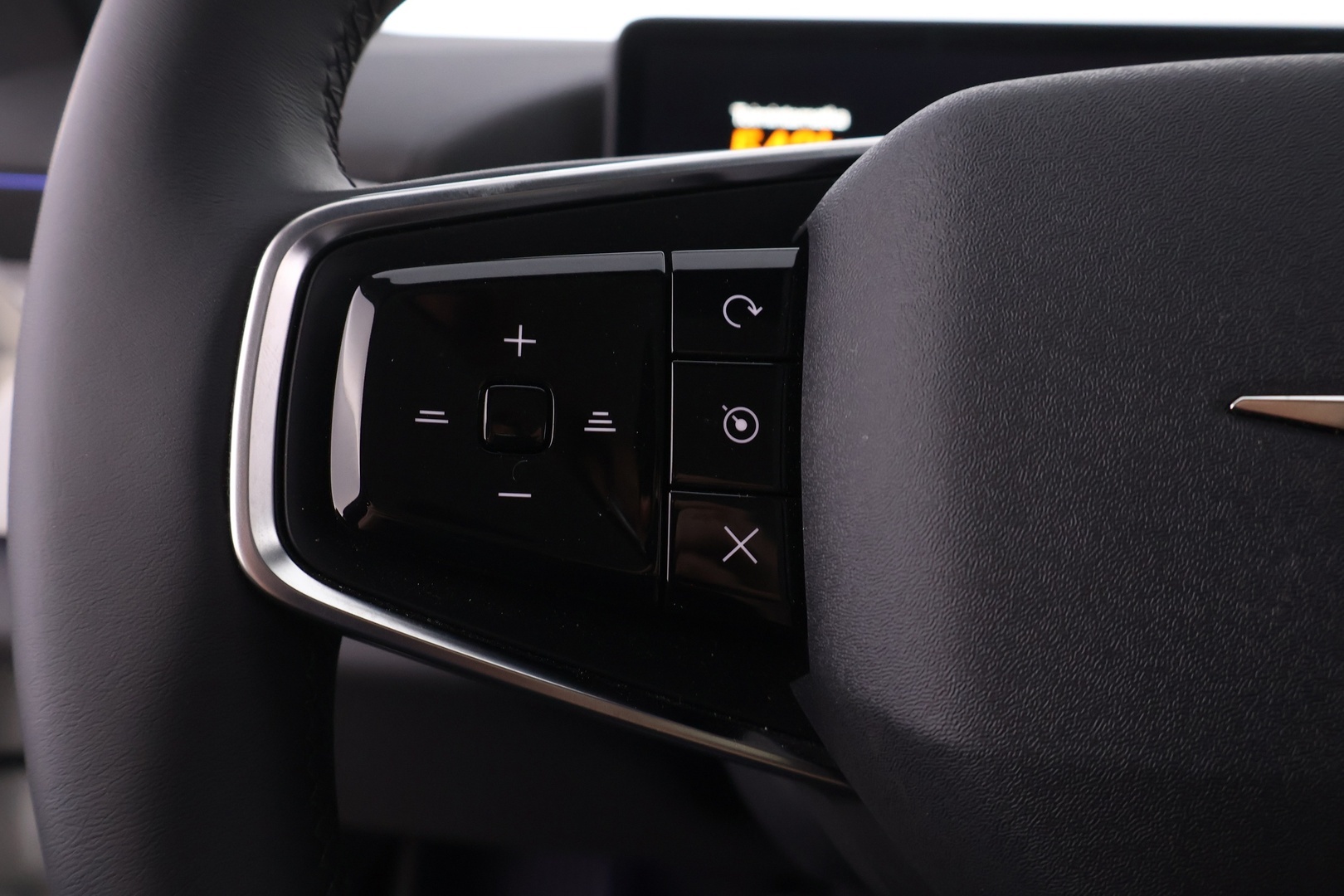 POLESTAR 4 2026