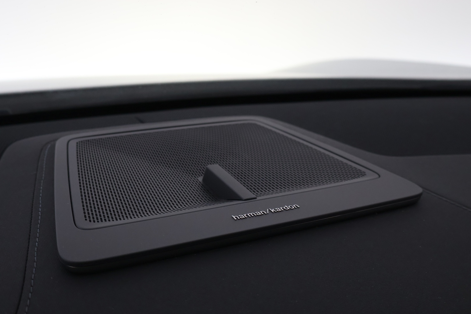 POLESTAR 4 2026