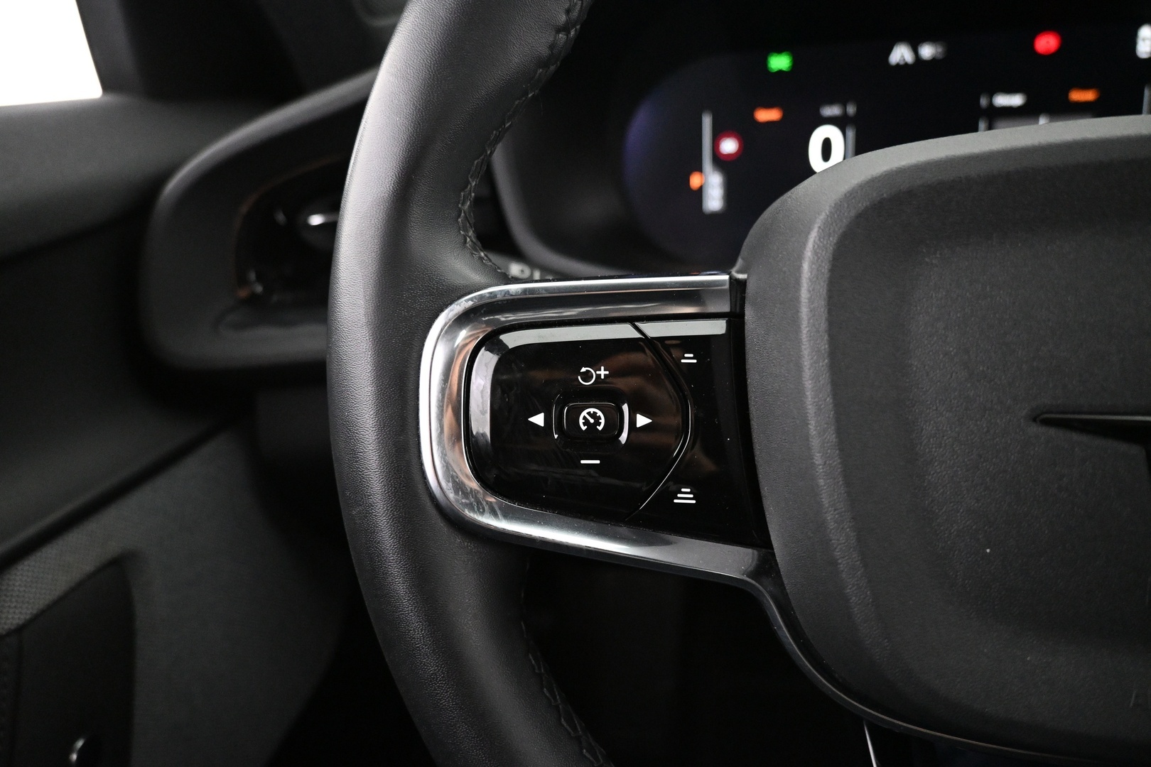 POLESTAR 2 2023