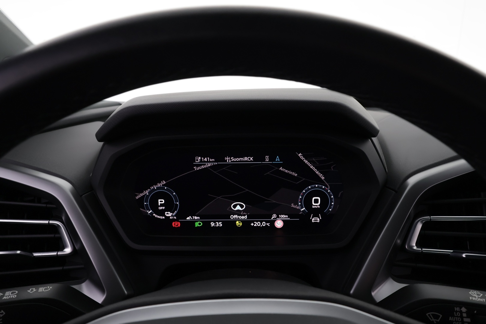 AUDI Q4 e-tron 2022