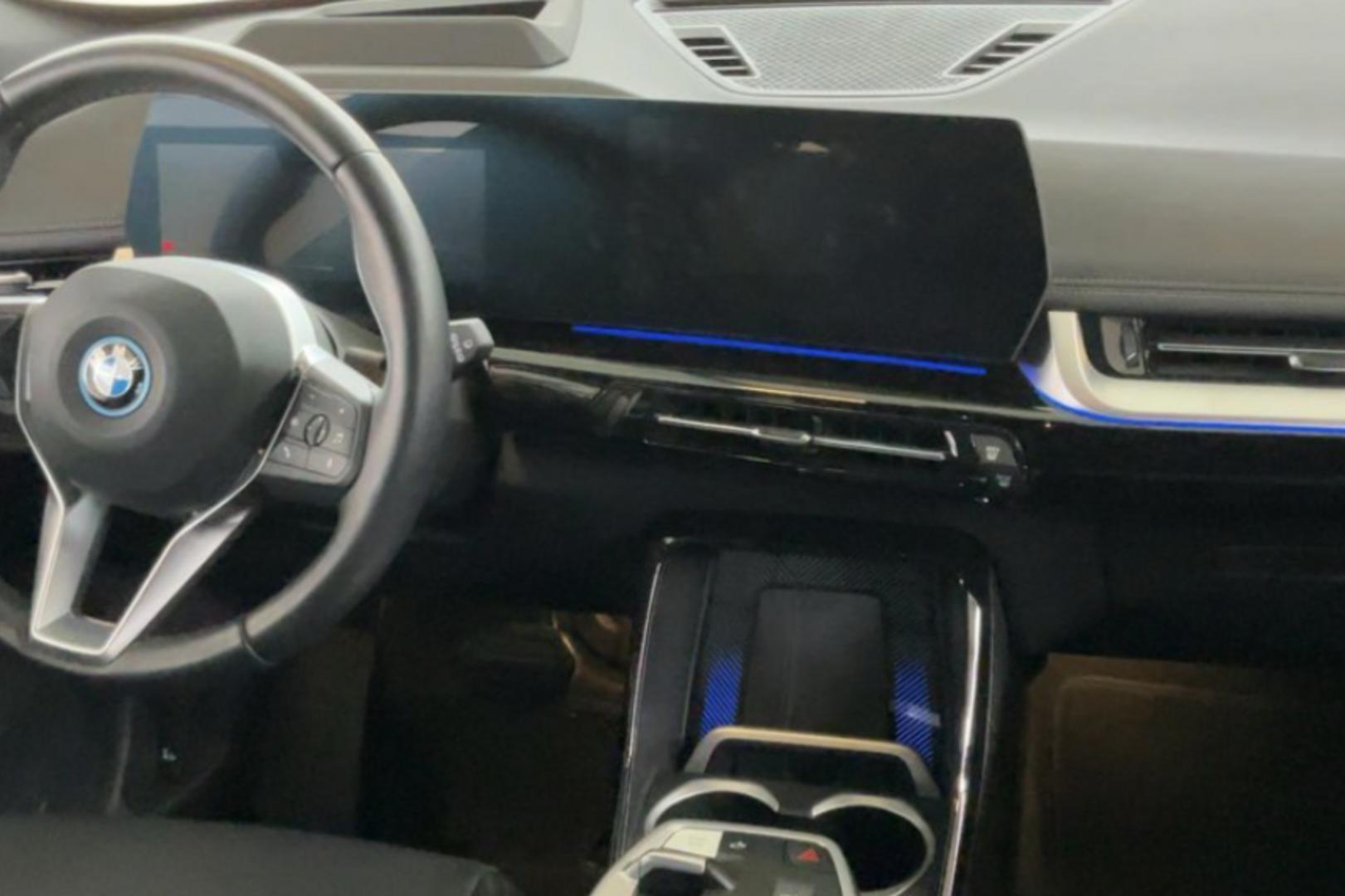 BMW iX1 2023