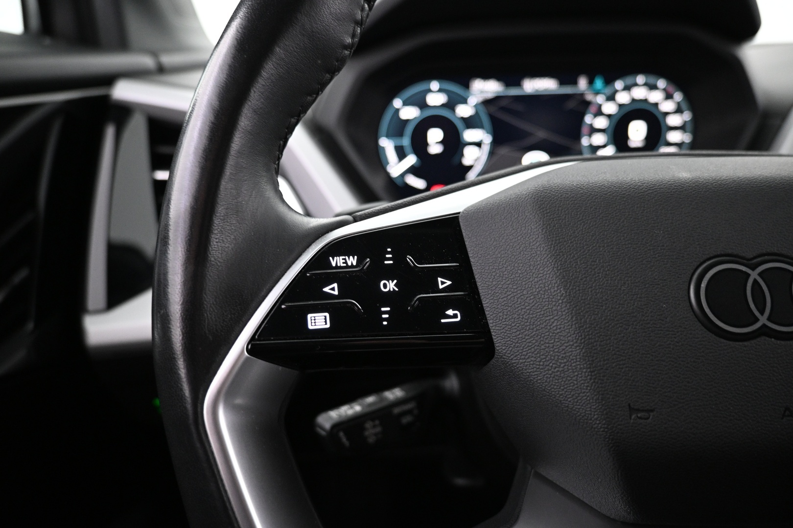 AUDI Q4 e-tron 2023