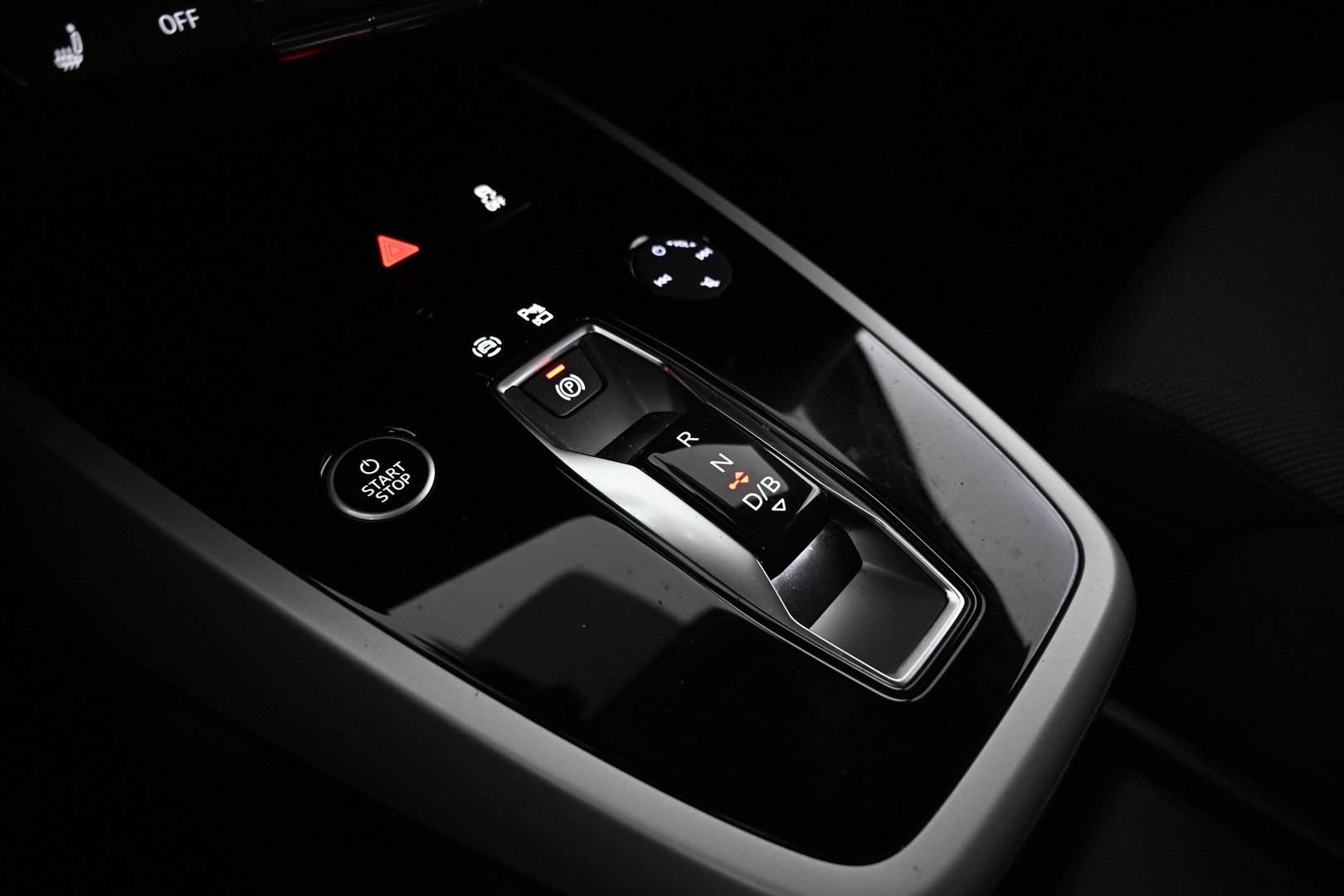 AUDI Q4 e-tron 2023