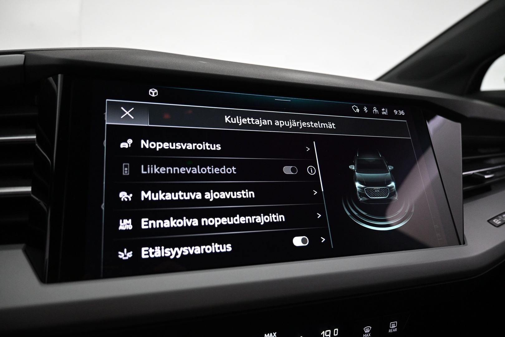 AUDI Q4 e-tron 2023