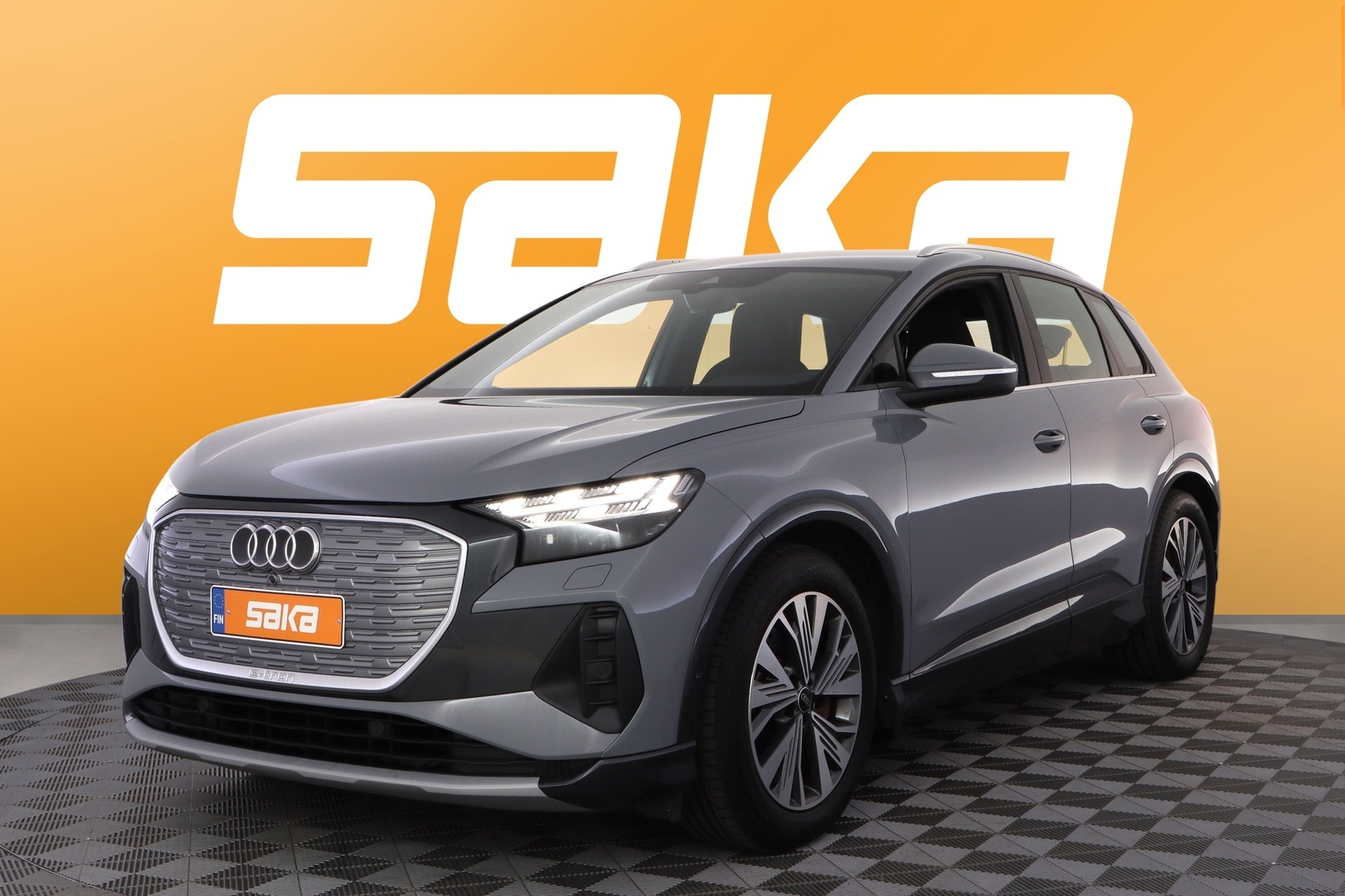 AUDI Q4 e-tron 2022